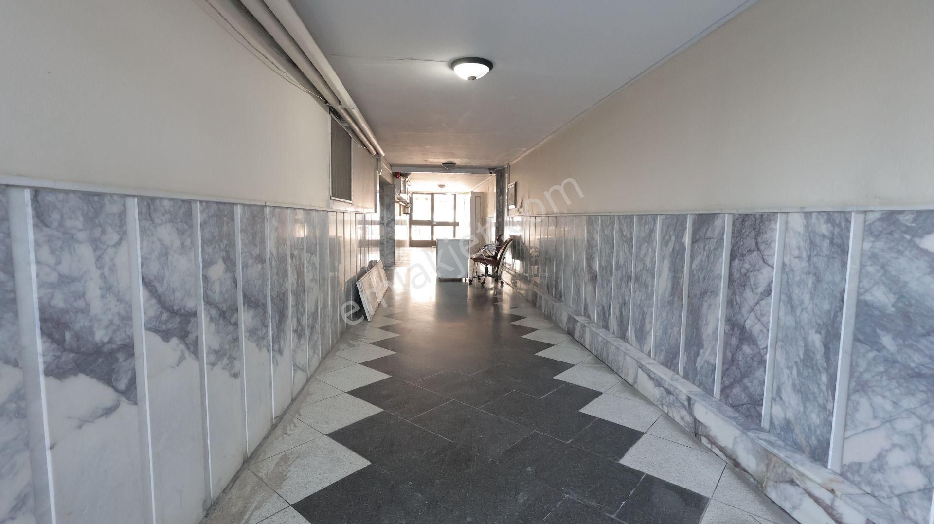 Göztepe Kiralık 3+1 Yalı Dairesi Deniz Manzaralı - Görsel 4