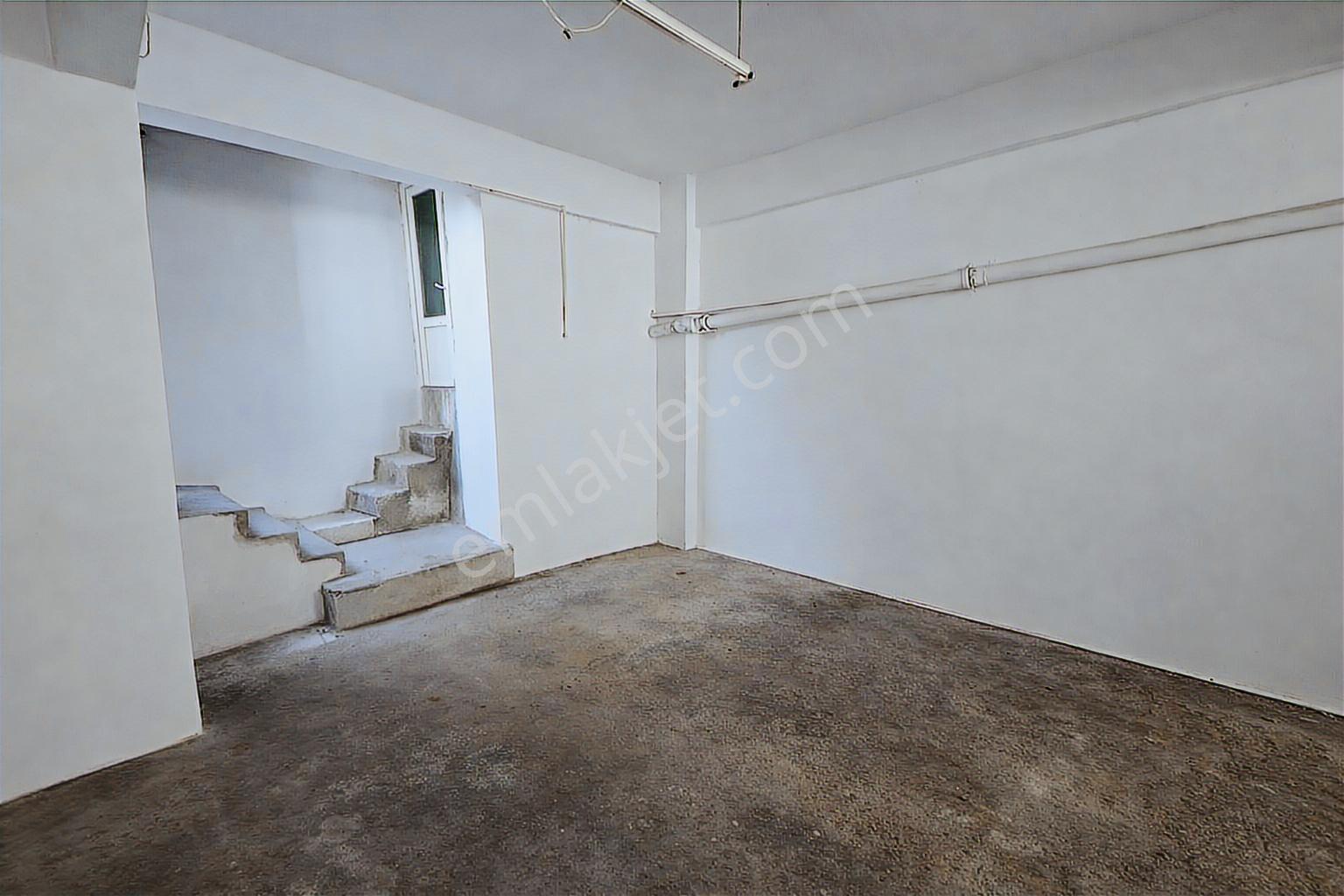 Gaziosmanpaşa Merkezde Büyük Depo Dükkan Wc-balkon Bahçeli - Görsel 13