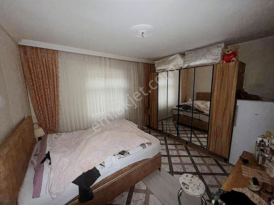 Mimar Emlak'tan Satılık 2+1 Cadde Üzerinde 2. Kat Daire - Görsel 7