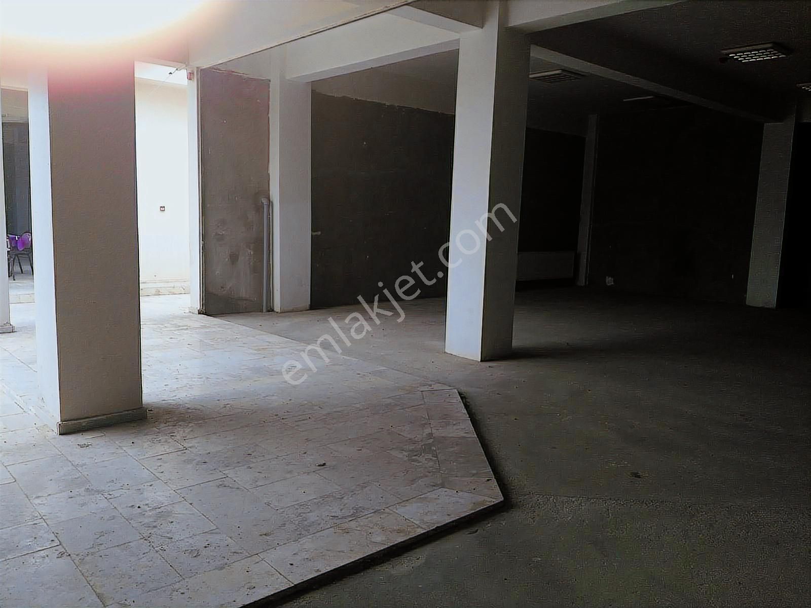 750 Konutlu Toki'de Ticaret Merkezi İçinde Satılık Büyük Dükkan - Görsel 2