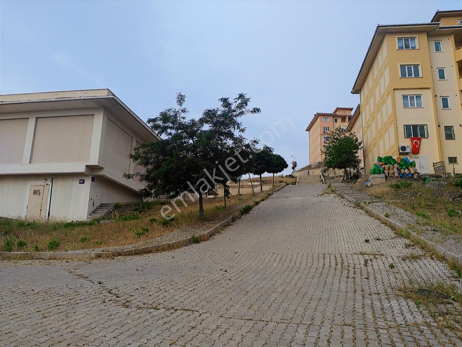 750 Konutlu Toki'de Ticaret Merkezi İçinde Satılık Büyük Dükkan - Görsel 15