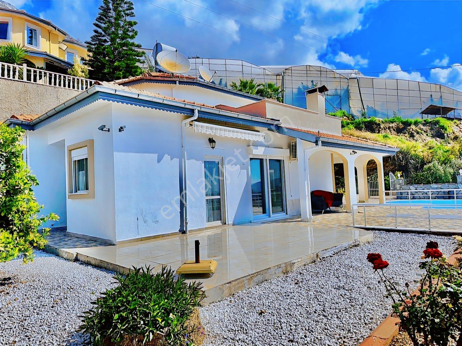 Alanya Mahmutlar 3+1 500m2 Arsada, 200m2 Müstakil Villa Havuzlu - Görsel 20