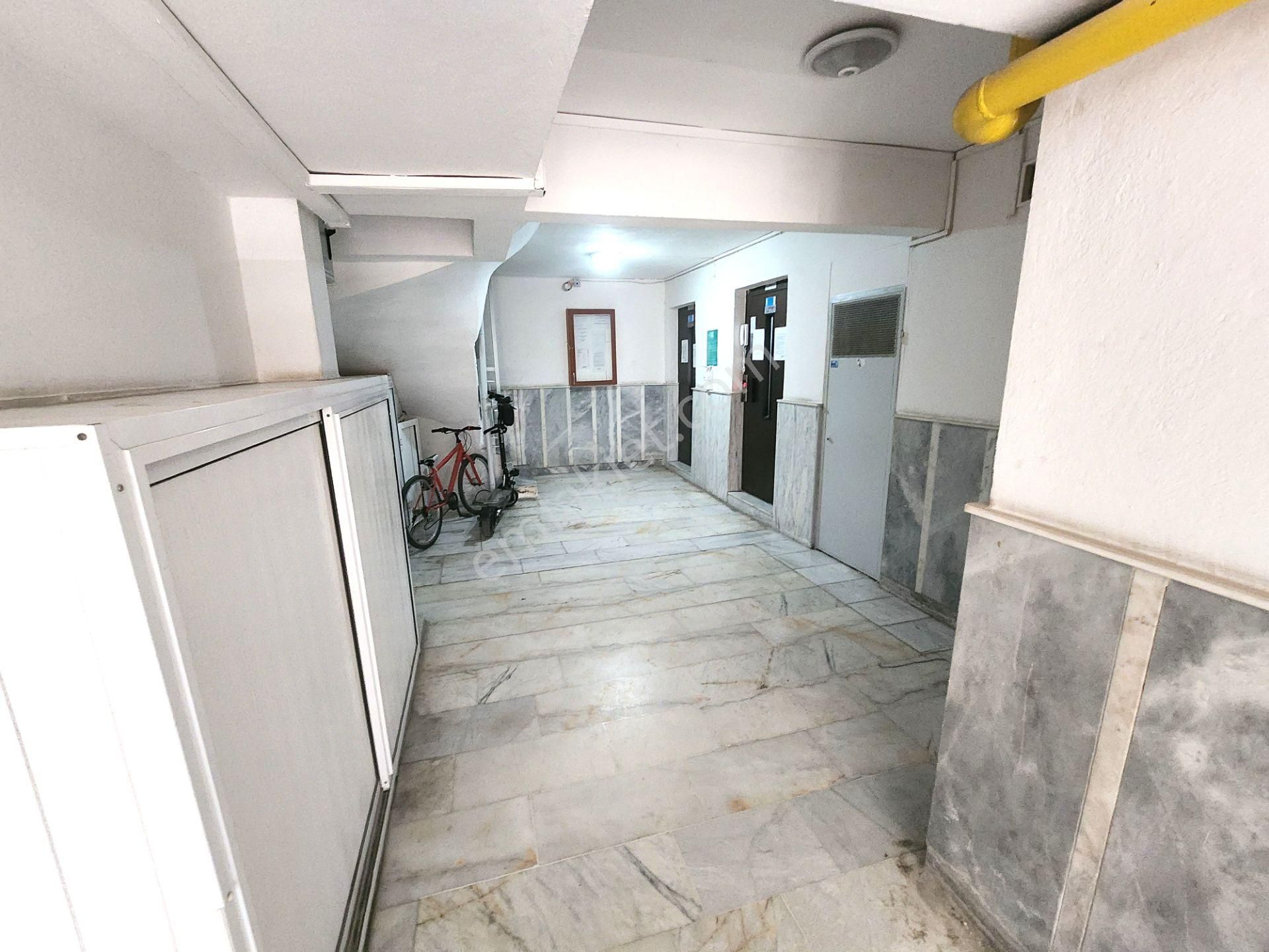 Buca Yıldız Mah., Metro Girişinde, Site İçi, 3+1, Kiralık Daire - Görsel 4