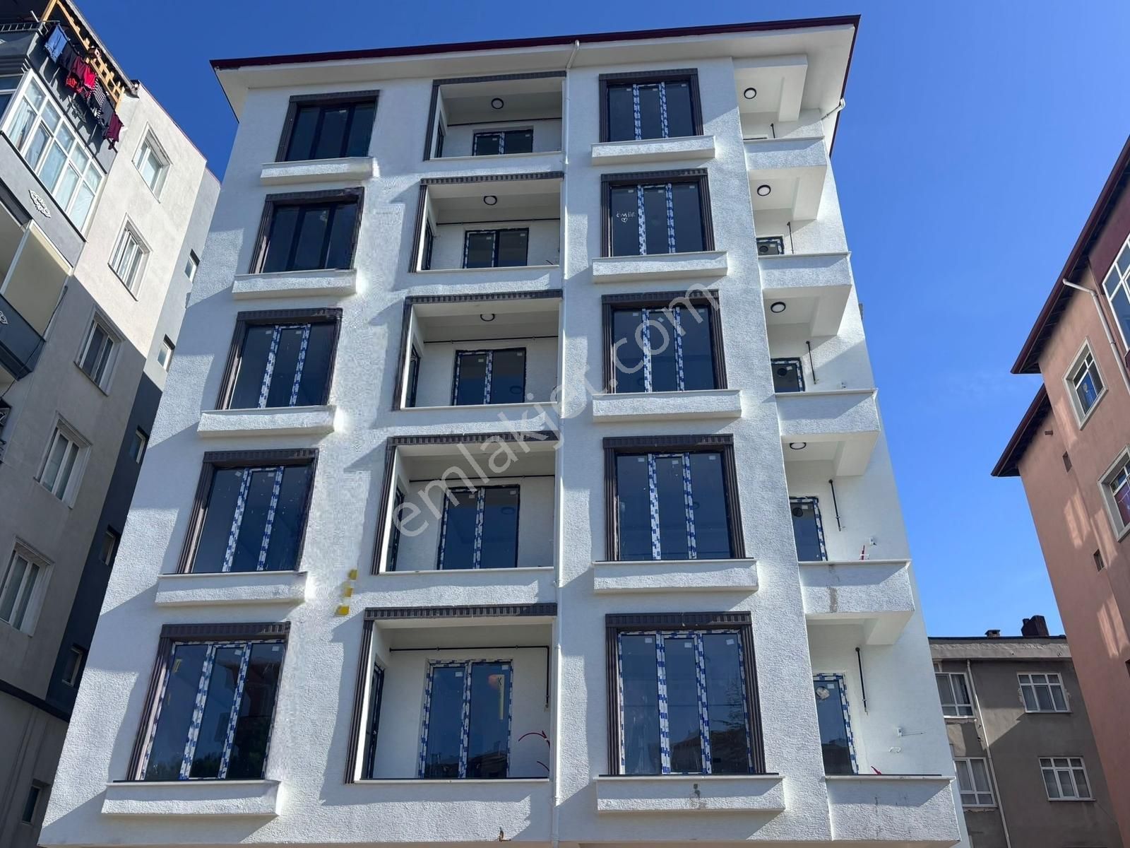 Fa Özbir'den Servis Güzergahı 1+1 Ön Cephe Daire - Görsel 11