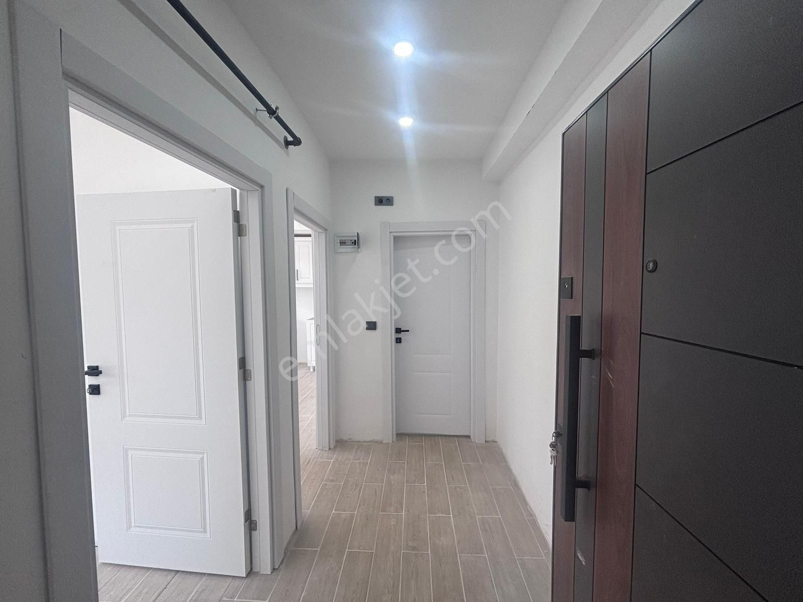 Fa Özbir'den Servis Güzergahı 1+1 Ön Cephe Daire - Görsel 16