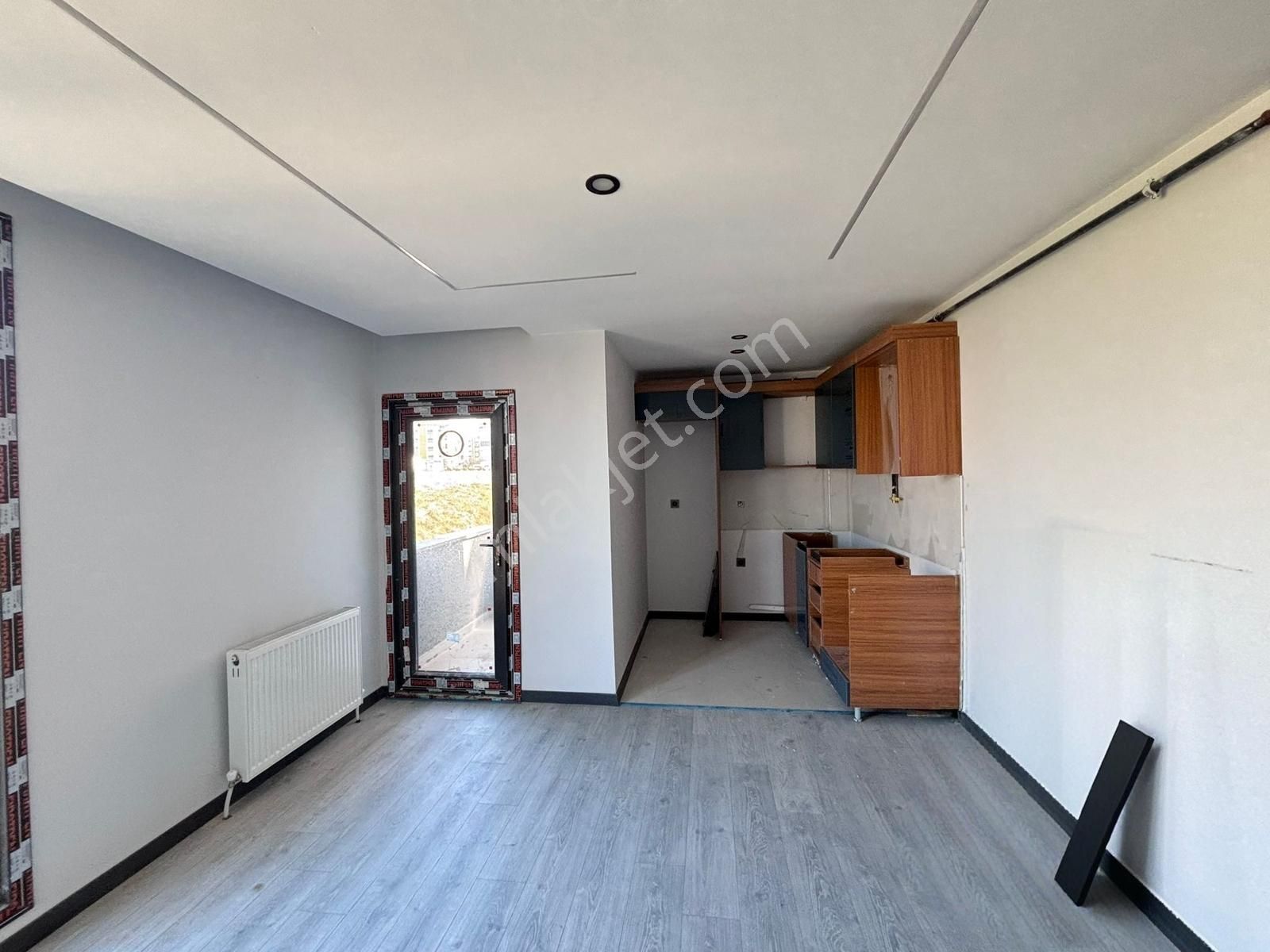 Fa Özbir'den Hastane Bölgesinde 1+1 Ara Kat Daire - Görsel 3