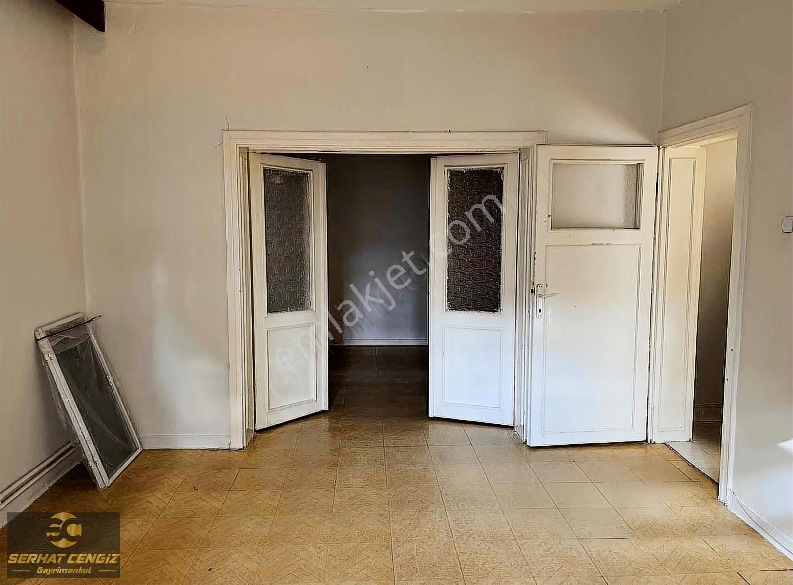 Karşıyakada Metroya Yürüyüş Mesafesinde 1.kat - Görsel 15