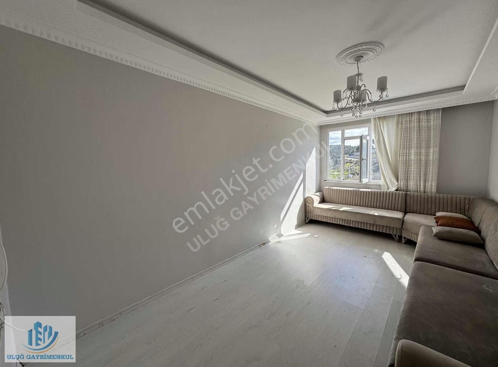 Arnavutköy Yunus Emre Mah Satılık 2+1 90m2 Ara Kat Daire - Görsel 26