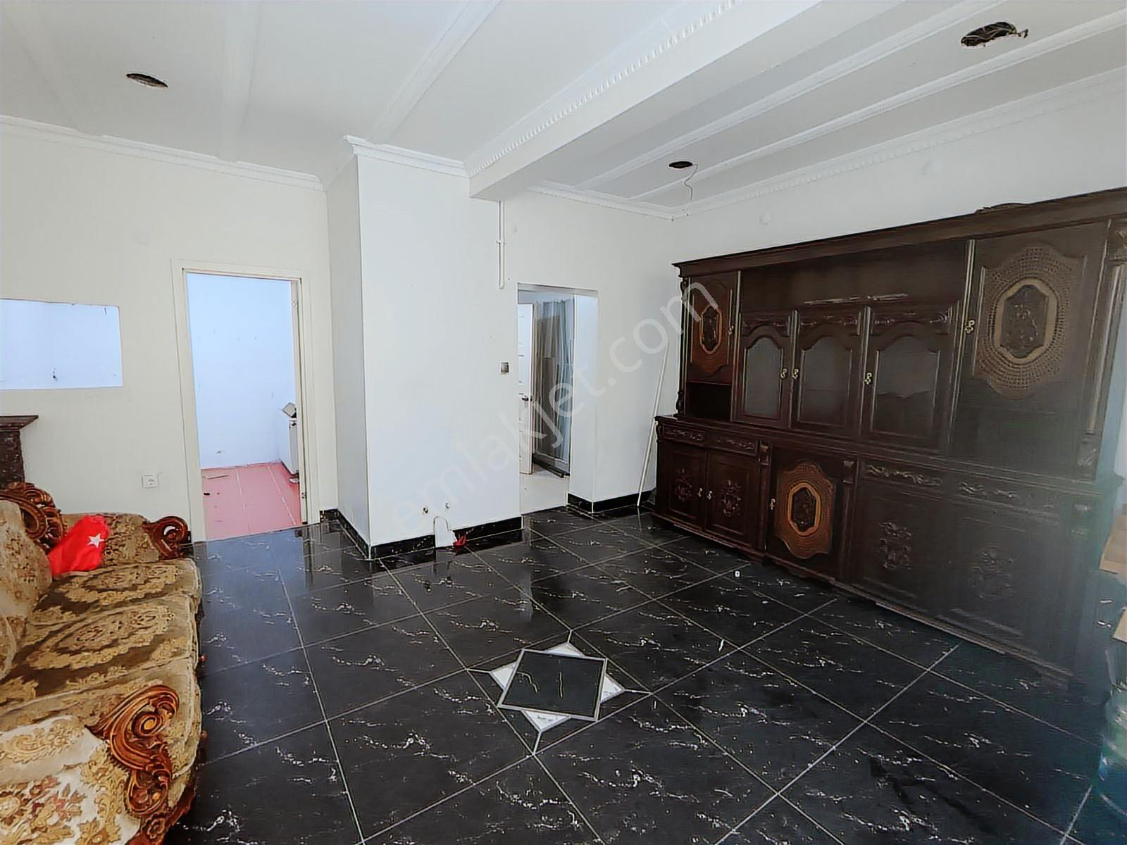 Beykoz Yalıköy'de 1+1 Ayrı Mutfaklı Cadde Üzeri Büro-ofis - Görsel 17