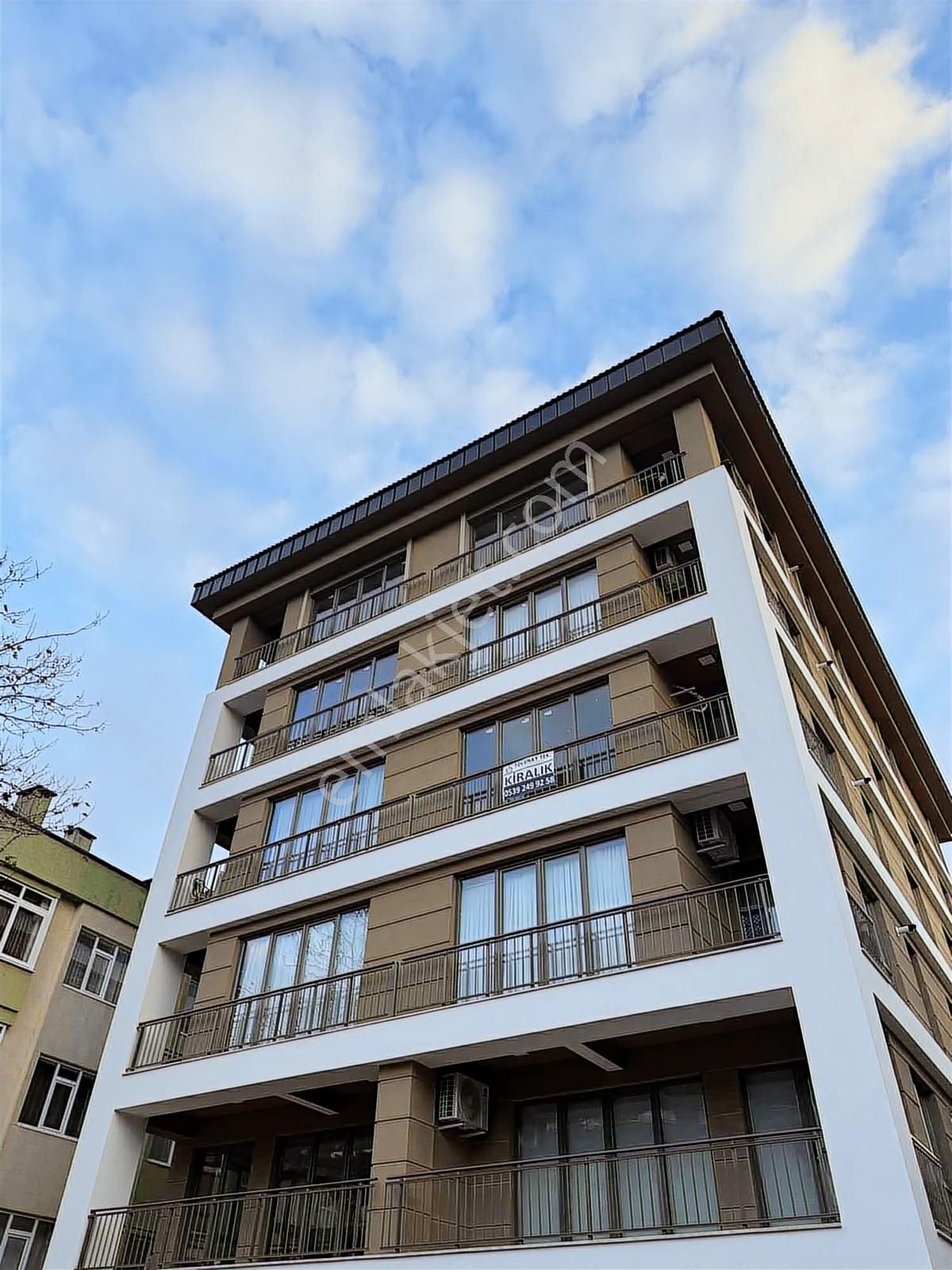 Bahçelievler Mah. 2+1/90 M2 Cadde Üzeri Sıfır Daire 4..kat - Görsel 21