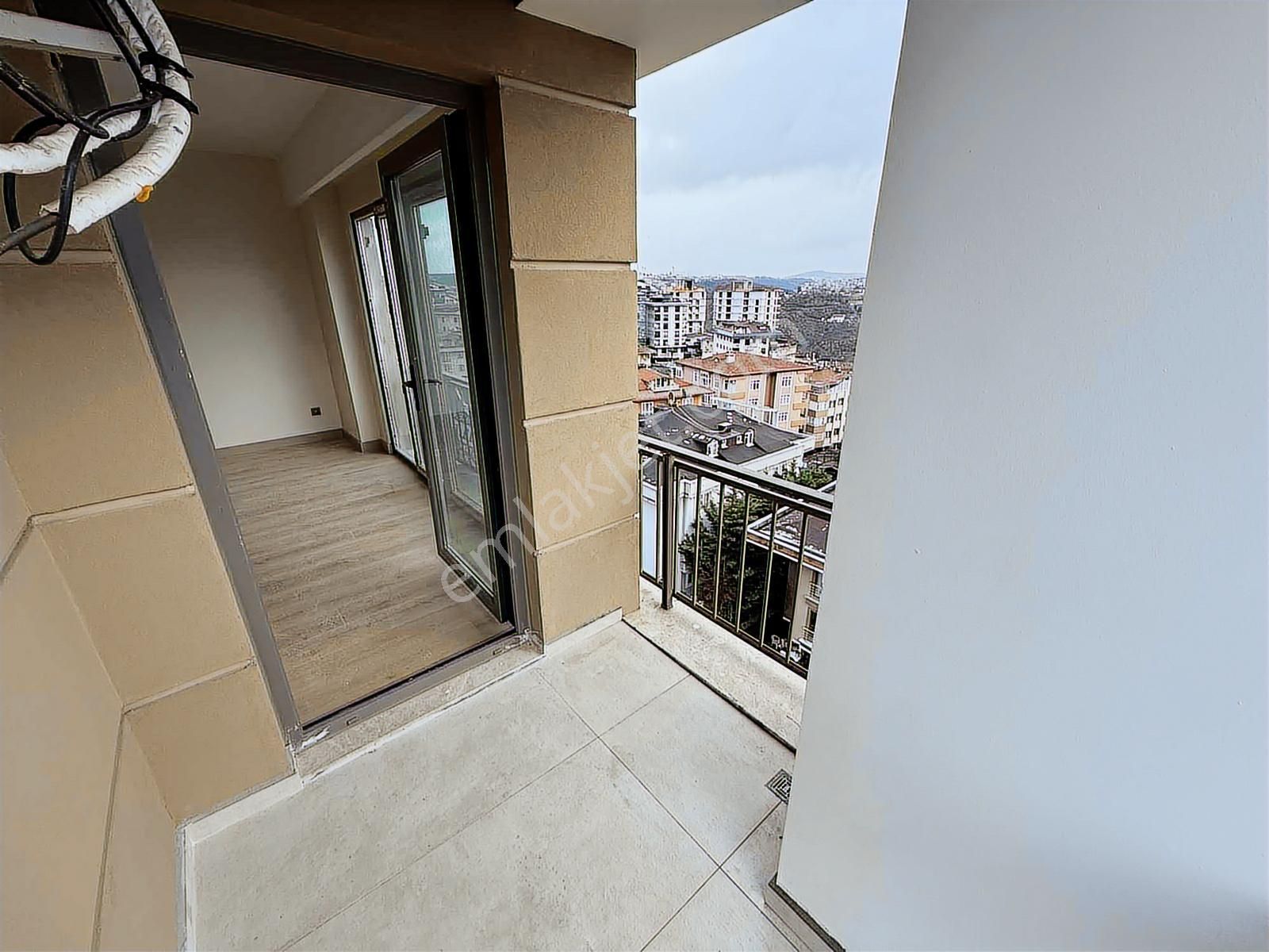 Bahçelievler Mah. 2+1/90 M2 Cadde Üzeri Sıfır Daire 4..kat - Görsel 10