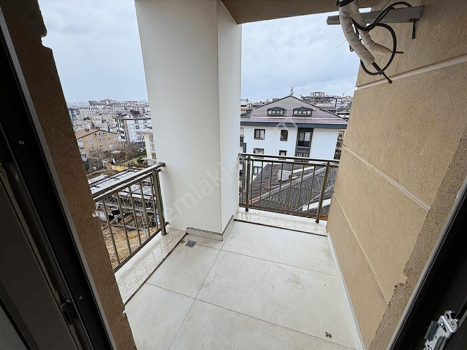 Bahçelievler Mah. 2+1/90 M2 Cadde Üzeri Sıfır Daire 4..kat - Görsel 9