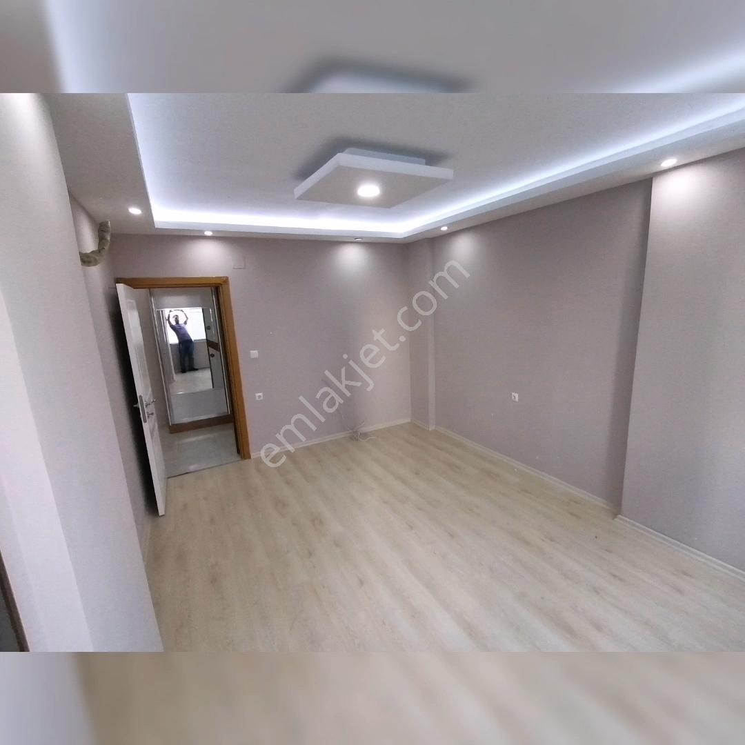 Çatalan Caddesi Yeni Ünivertsite Yakını Hasarsız İskanlı Krediye Uygun 3+1 Kapalı Mutfak - Görsel 9