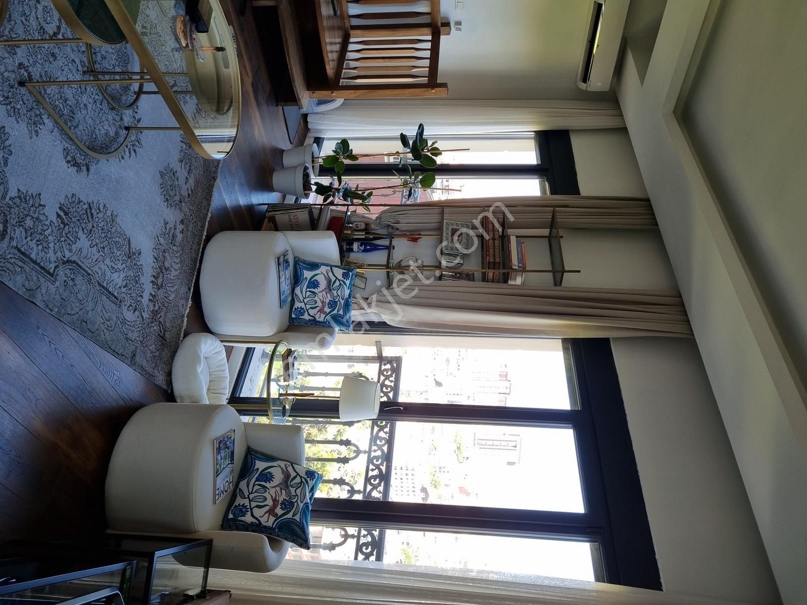 Ihlamur Yıldız Caddesinde Yeni Bina Teraslı 4+1 Kiralık Dubleks - Görsel 5