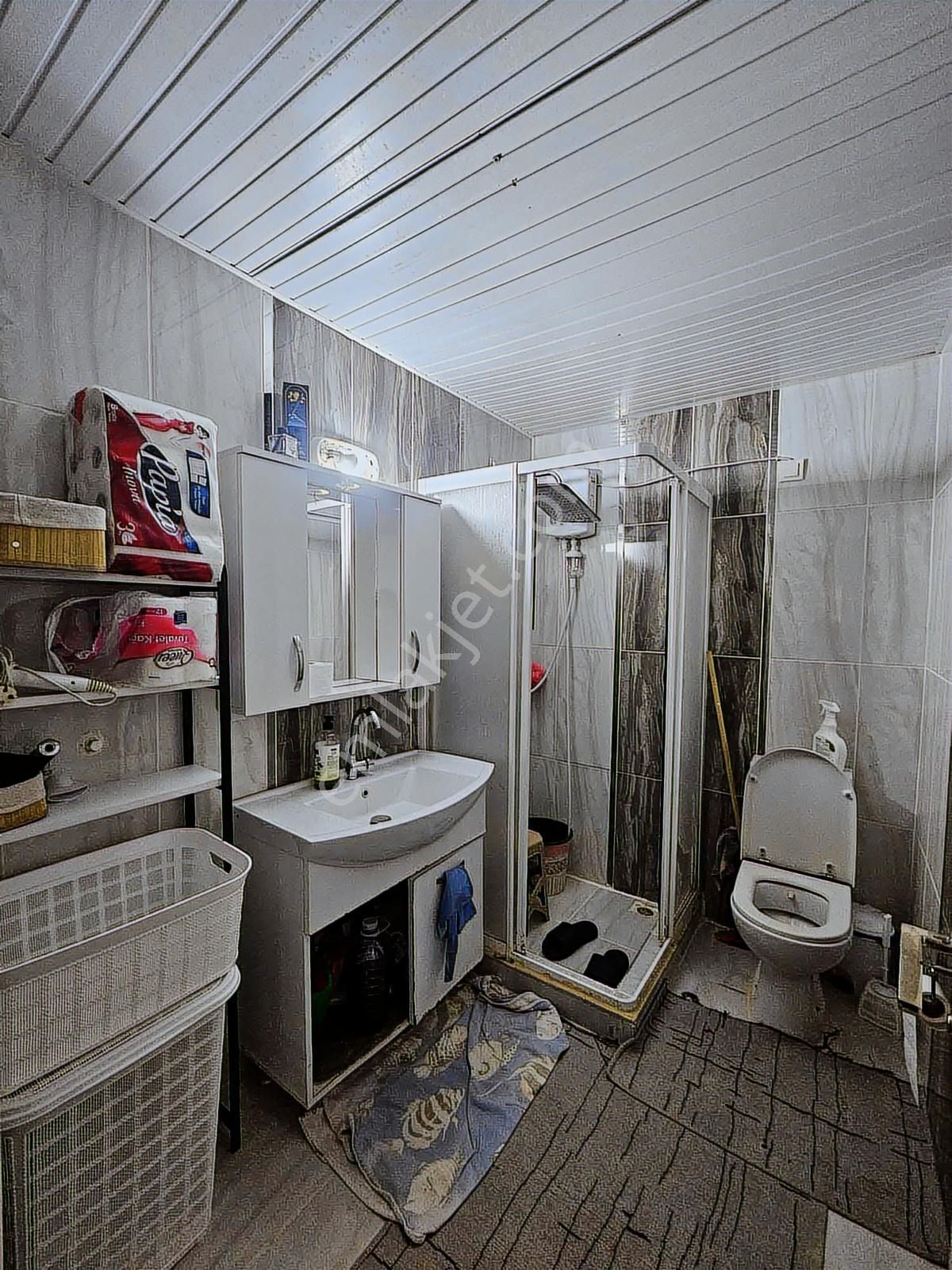 Kuzeyyaka Mah Cam Balkonlu Tramvaya 200 Metre 115 M2 2+1 - Görsel 22