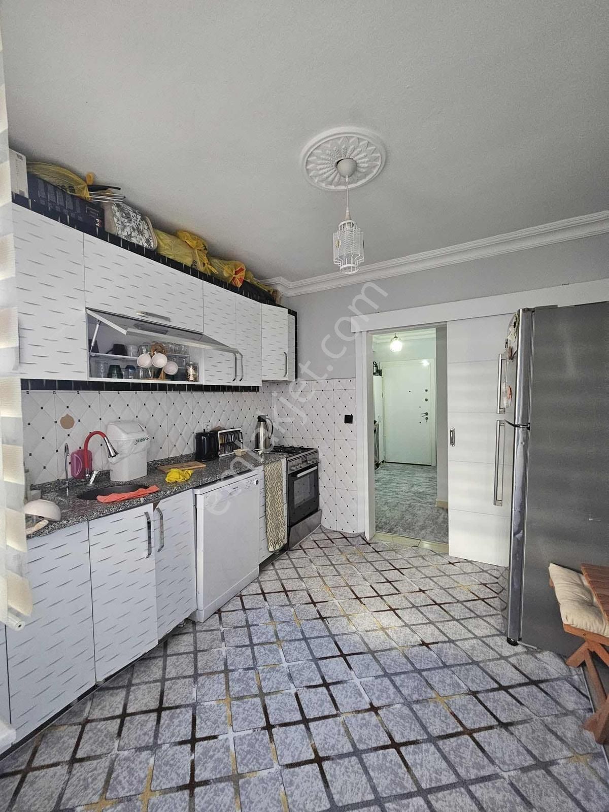 Kuzeyyaka Mah Cam Balkonlu Tramvaya 200 Metre 115 M2 2+1 - Görsel 3