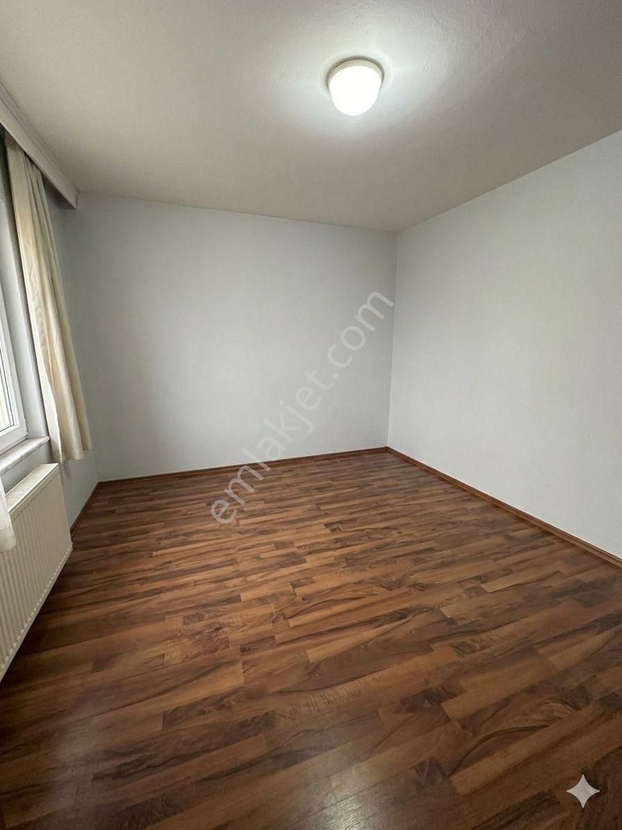 Thy Yeşil Bloklar Merkezi Konumlu Cadde Cephe 3+1 Satılık Daire - Görsel 4