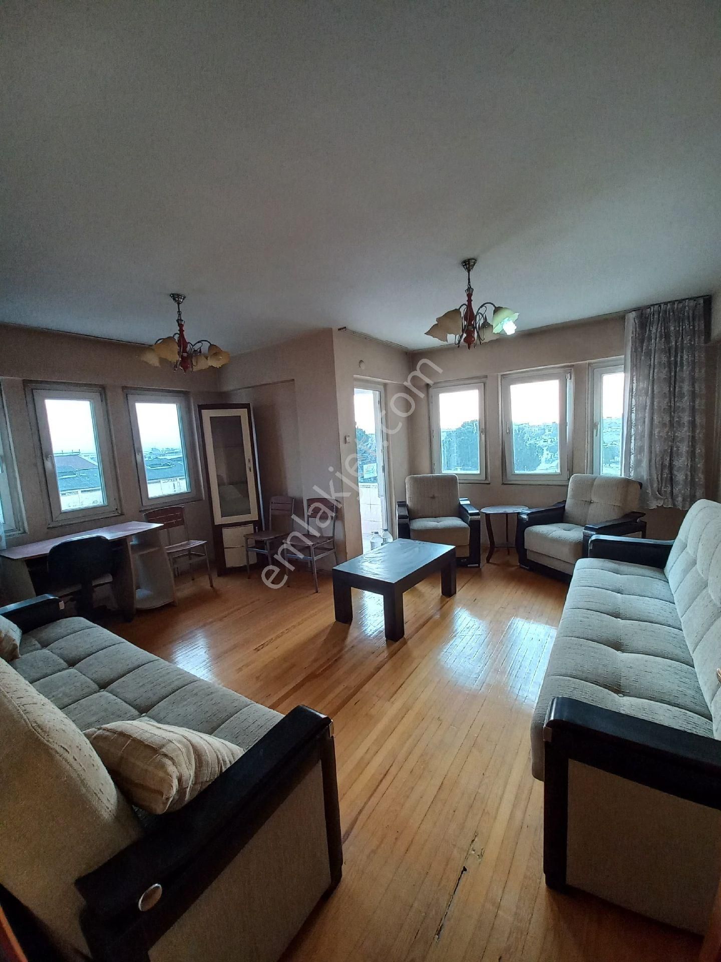 Yeni Mahalle'de Fırsat: 3. Katta, Çift Balkonlu, Güney-batı Cepheli 3+1!