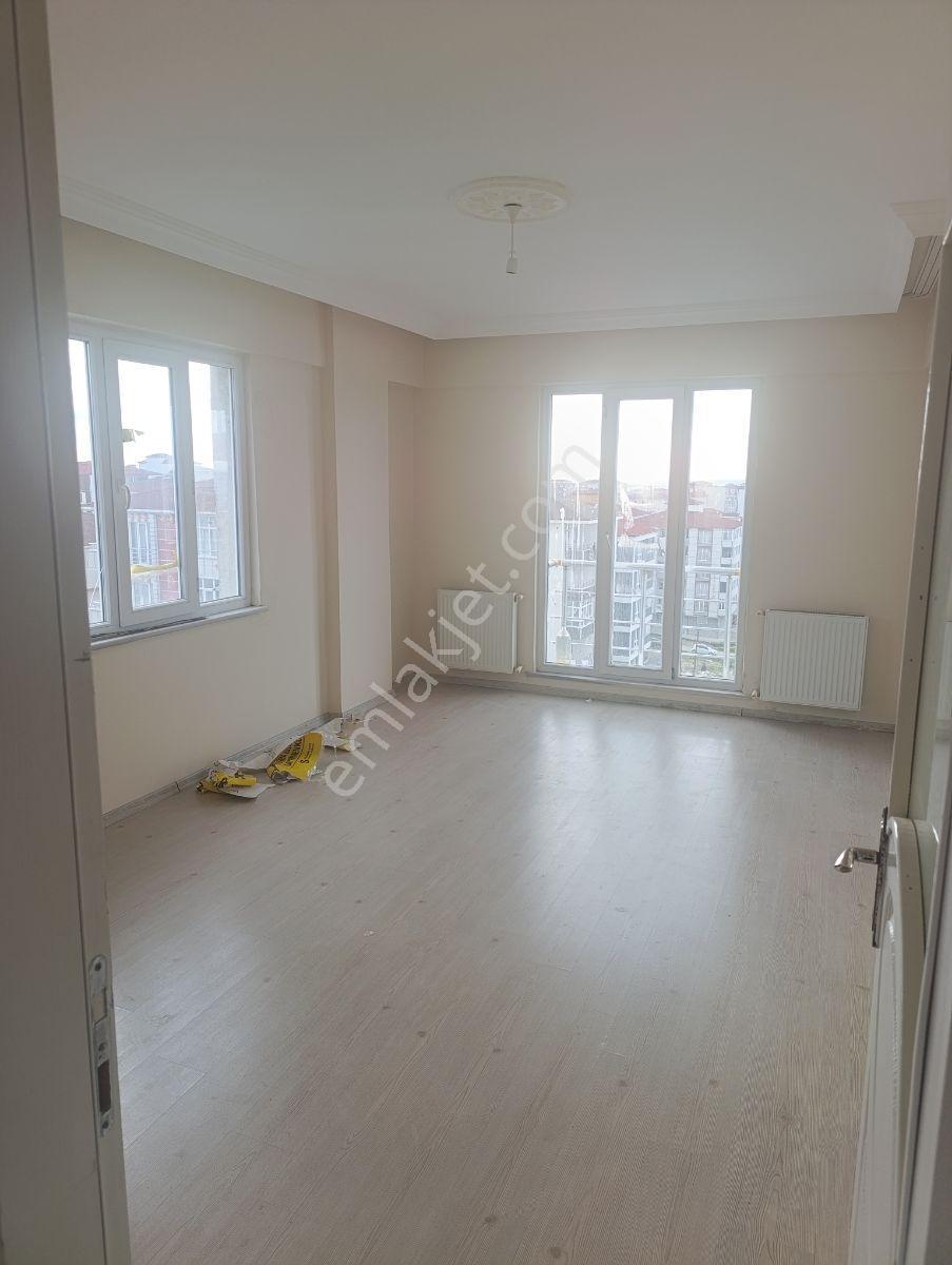 Kiralık 3+1 Süper Konumda - Görsel 5