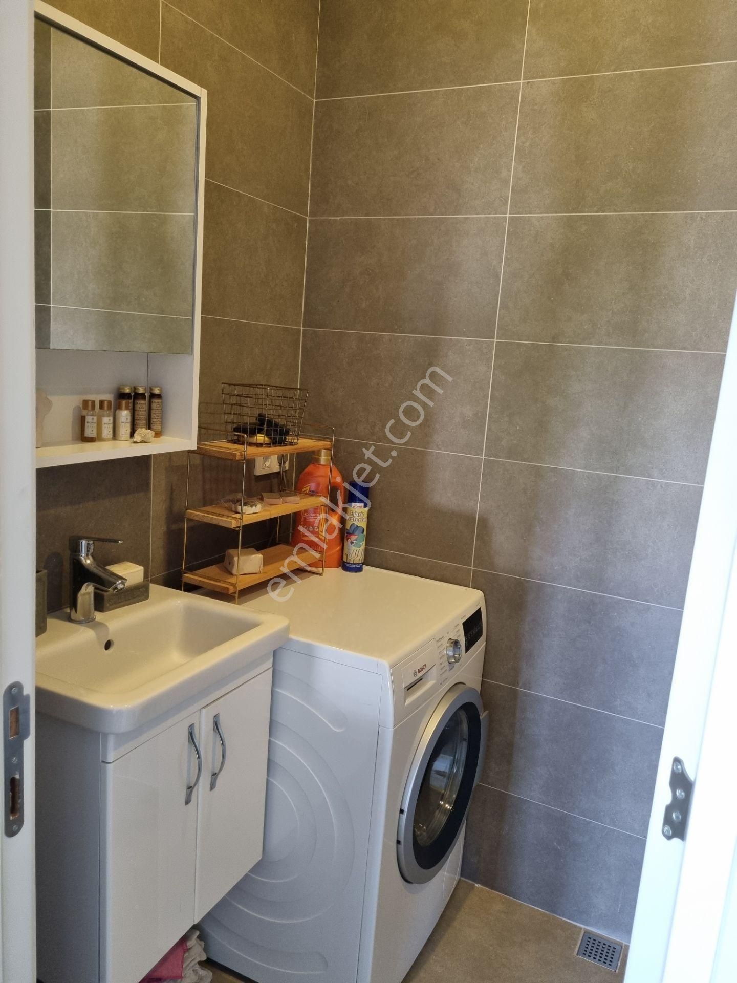 Ihlamur Yıldız Caddesinde Yeni Bina Teraslı 4+1 Kiralık Dubleks - Görsel 17