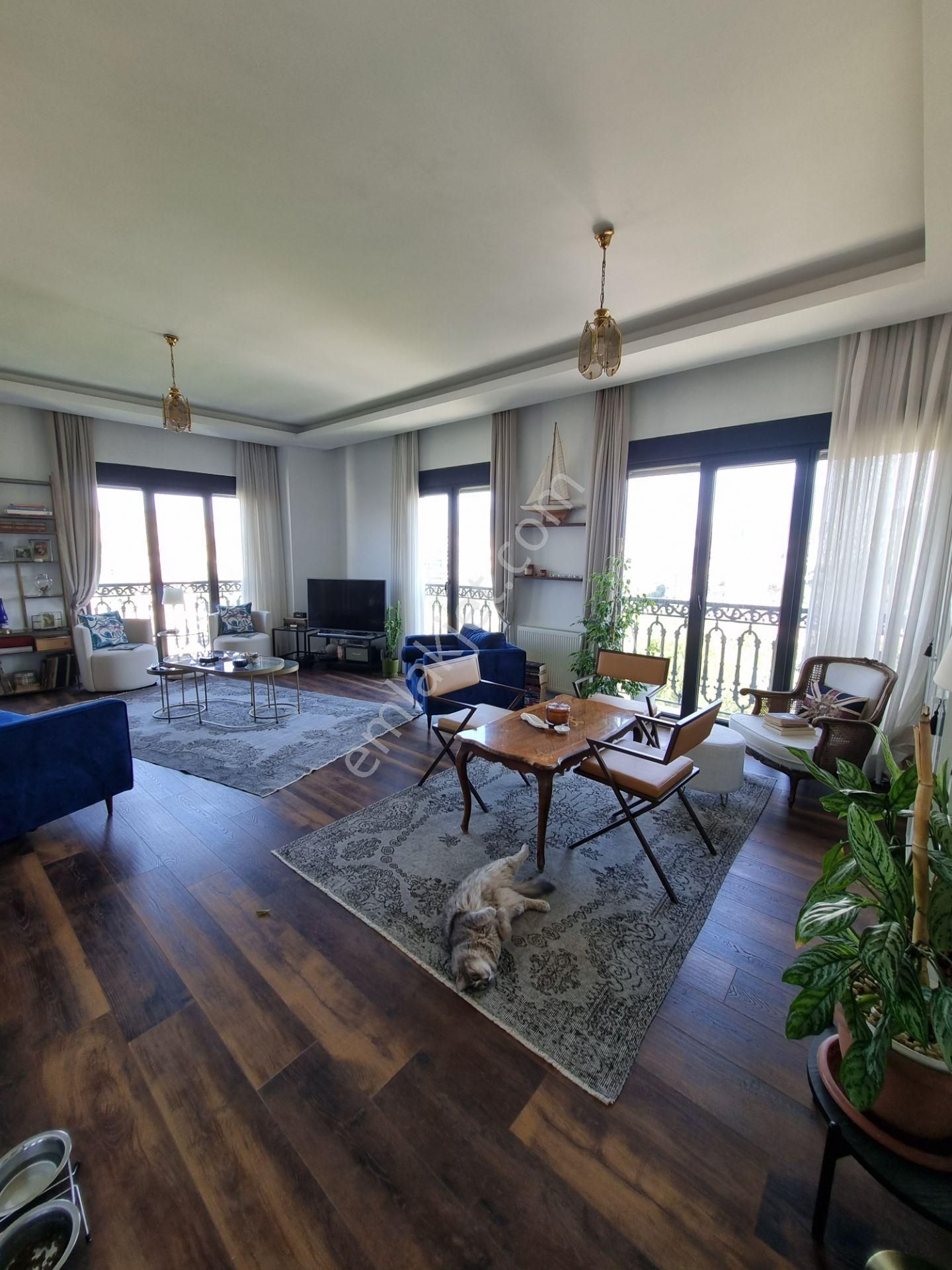 Ihlamur Yıldız Caddesinde Yeni Bina Teraslı 4+1 Kiralık Dubleks - Görsel 2