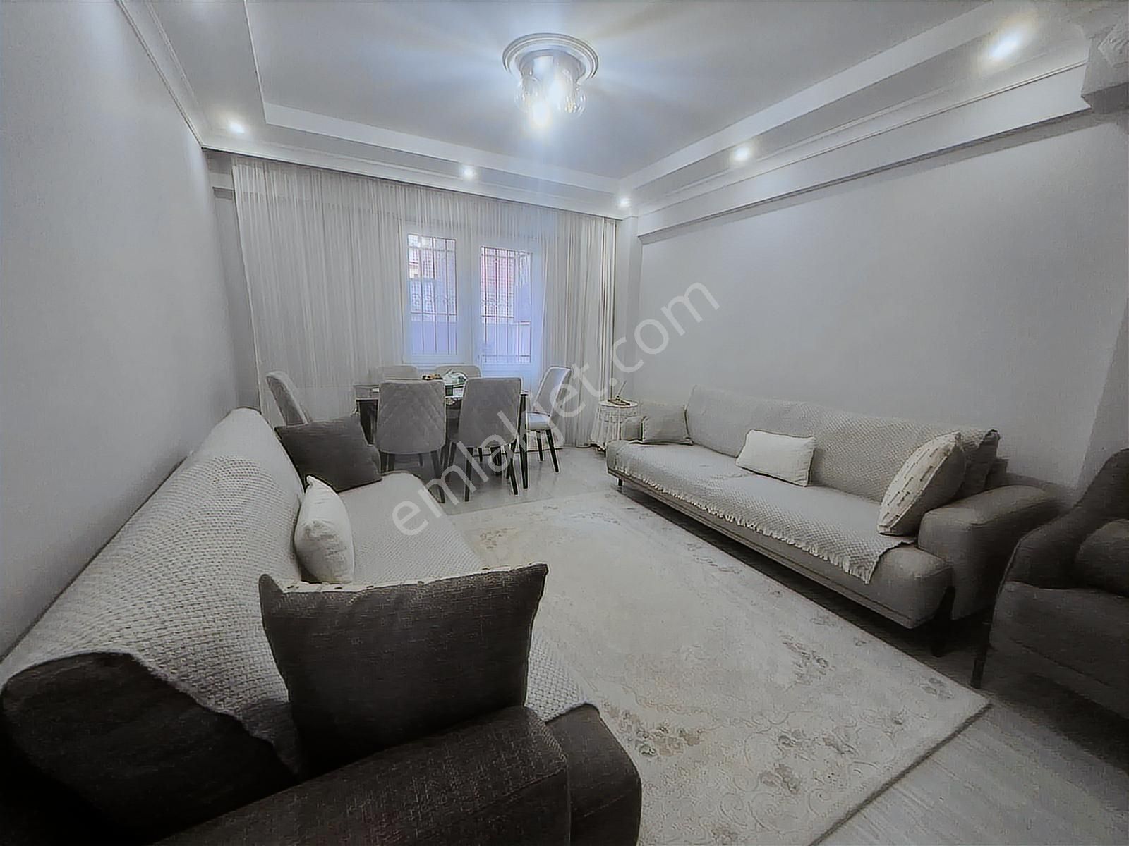 Şirinevler De 1+1 70 M2 7 Yıllık Bahcekatı Daire - Görsel 3