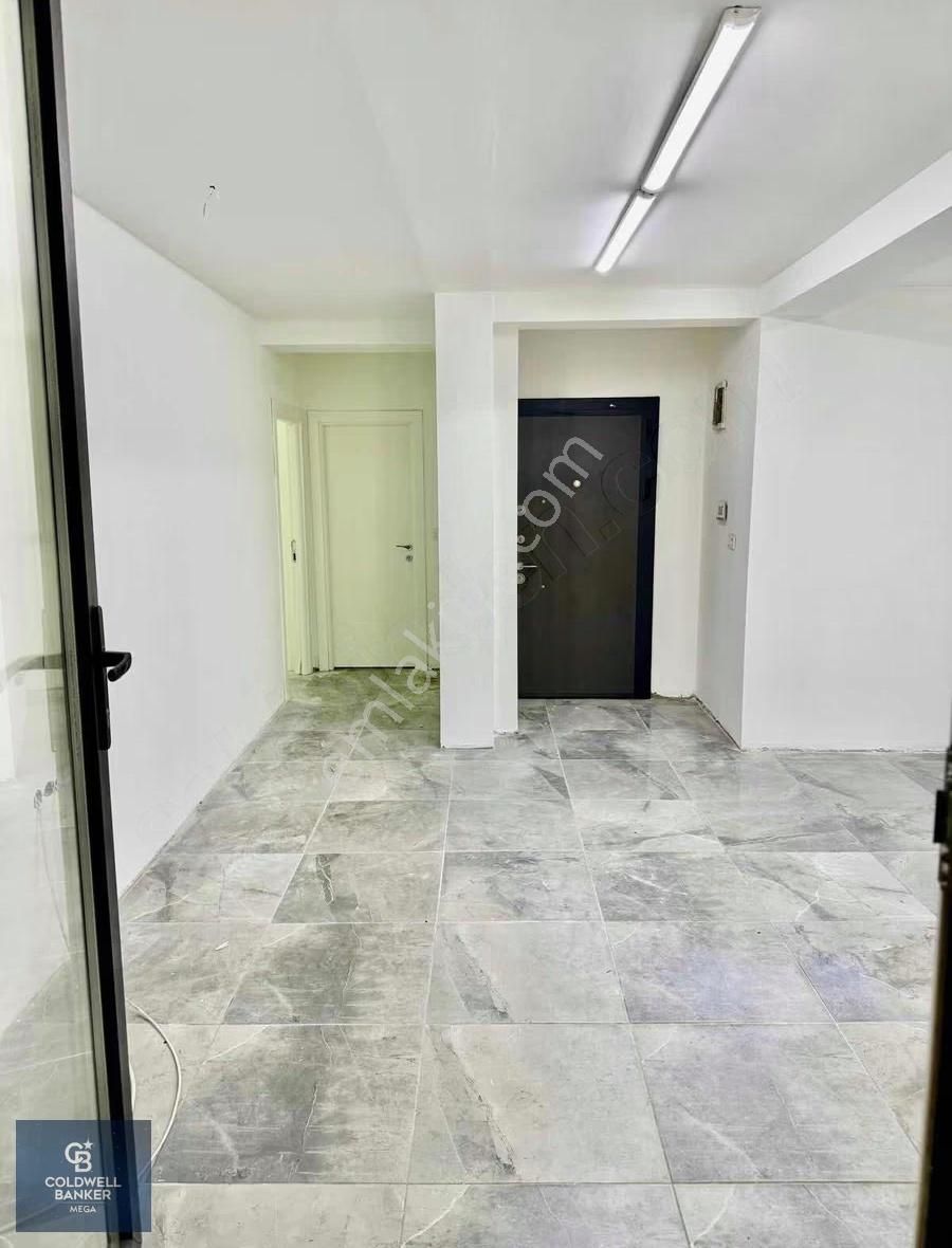 Avcılarda Cadde Üzerinde Fırsat Satılık Dükkan - Görsel 3