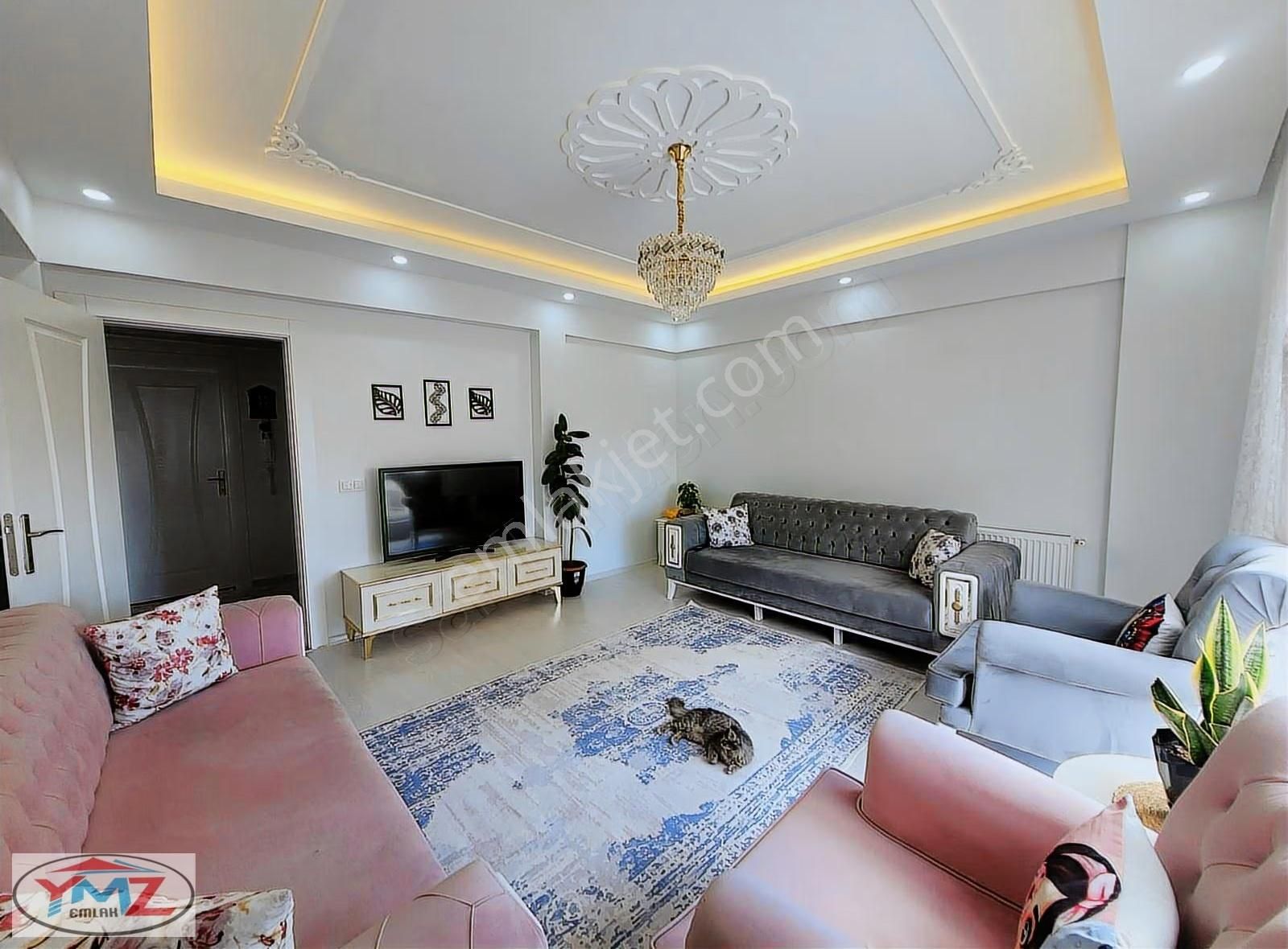 Ymz Den Mavikent De 2.5+1