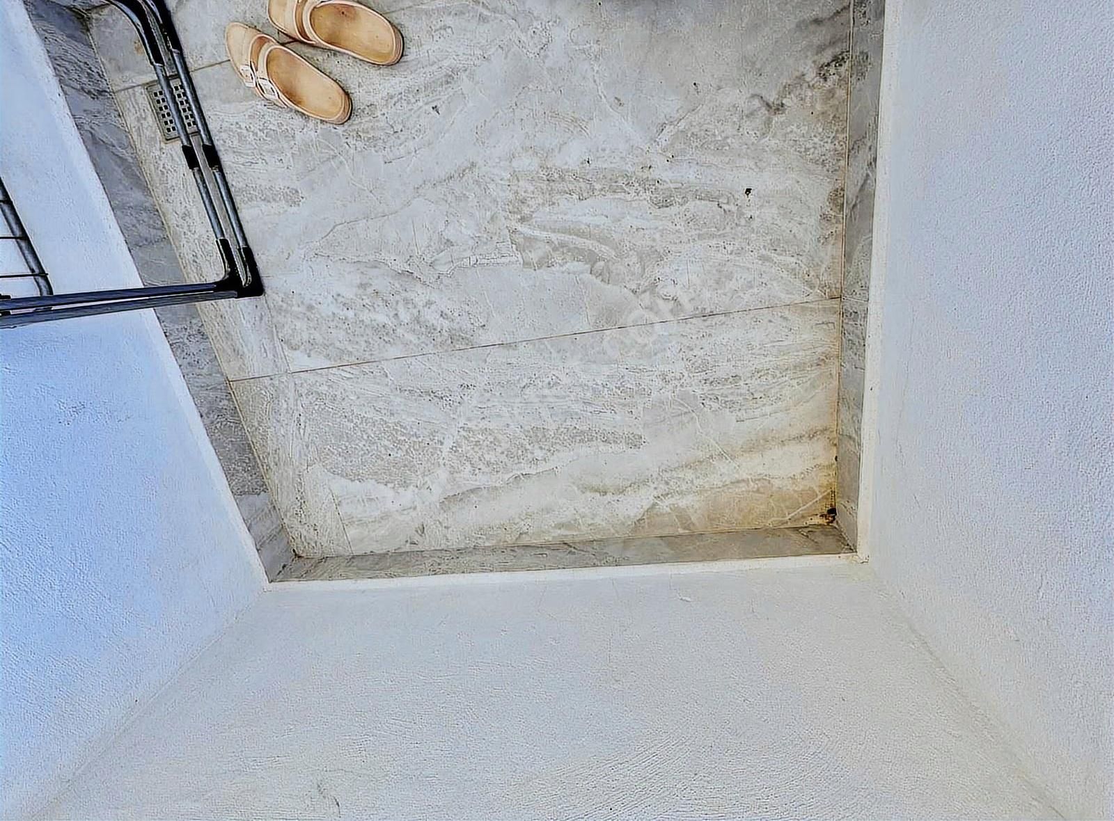 Orçam Sitesinde Yüksek Kaliteli Malzemelerle Yapılmış Daire - Görsel 22