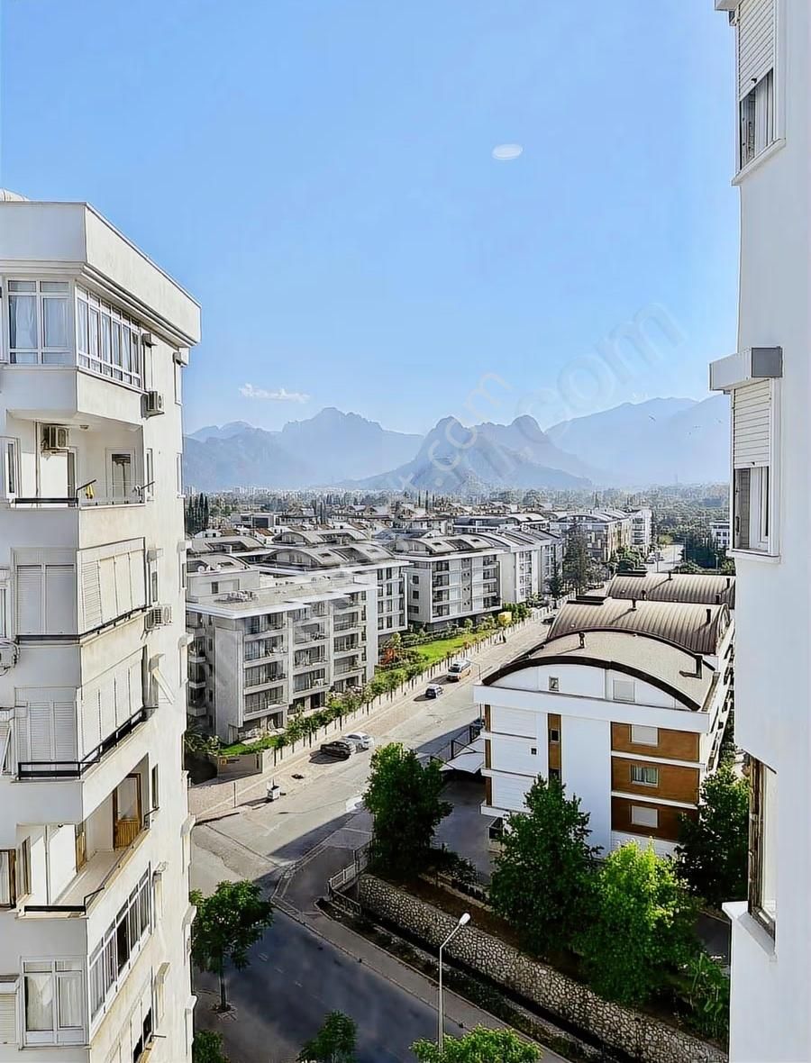 Orçam Sitesinde Yüksek Kaliteli Malzemelerle Yapılmış Daire - Görsel 26