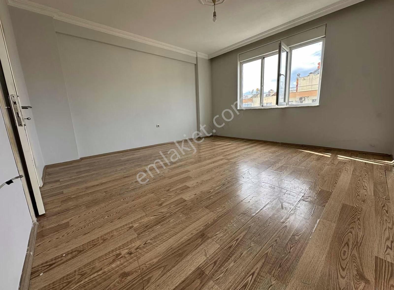 Güzel Aile Apt Asansörlü 2+1 Daıre - Görsel 4