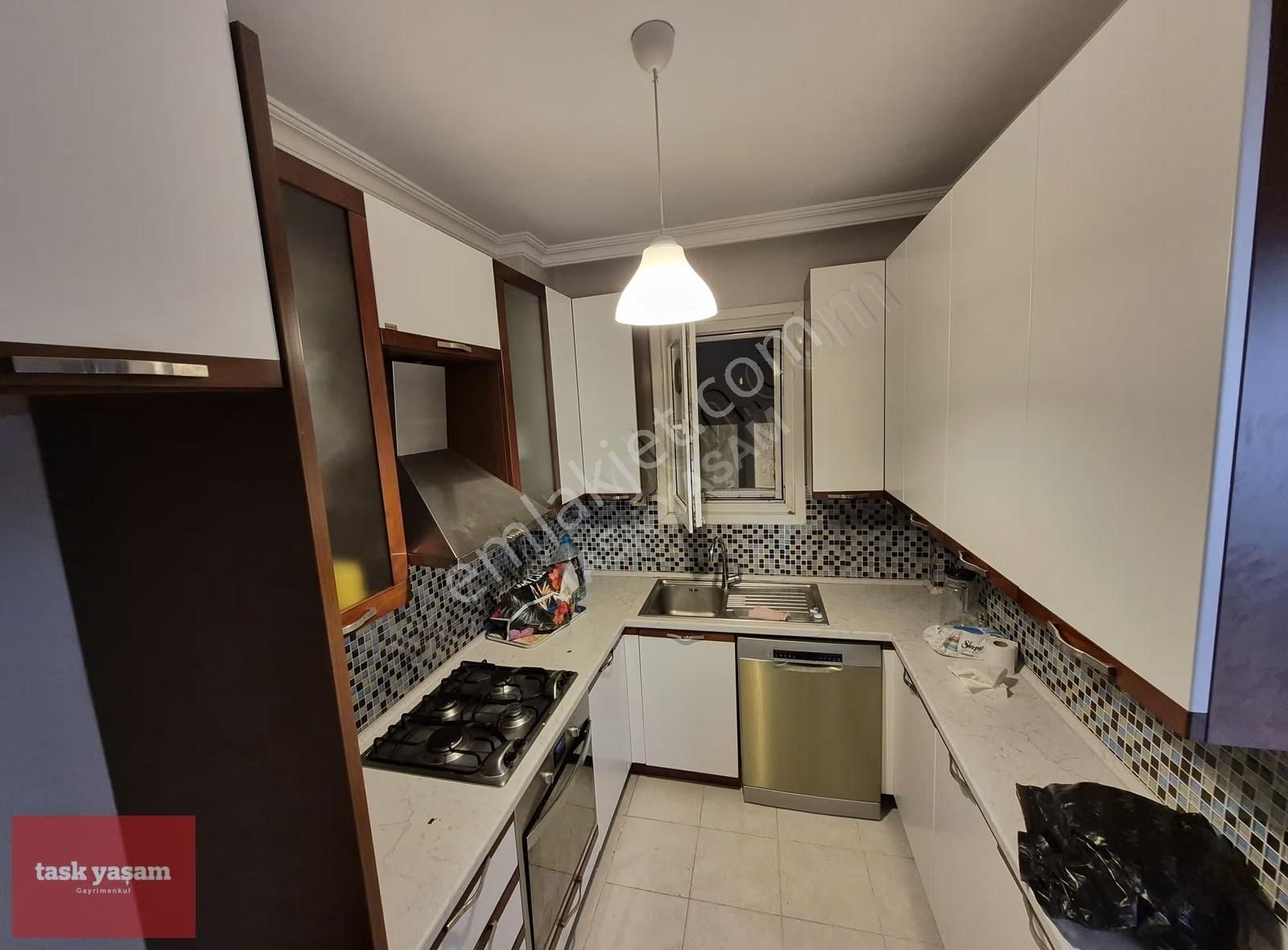 Ihlamur Kasrı'nın Yanında, Geniş Cepheli Ferah 3+1 Kiralık Daire - Görsel 15