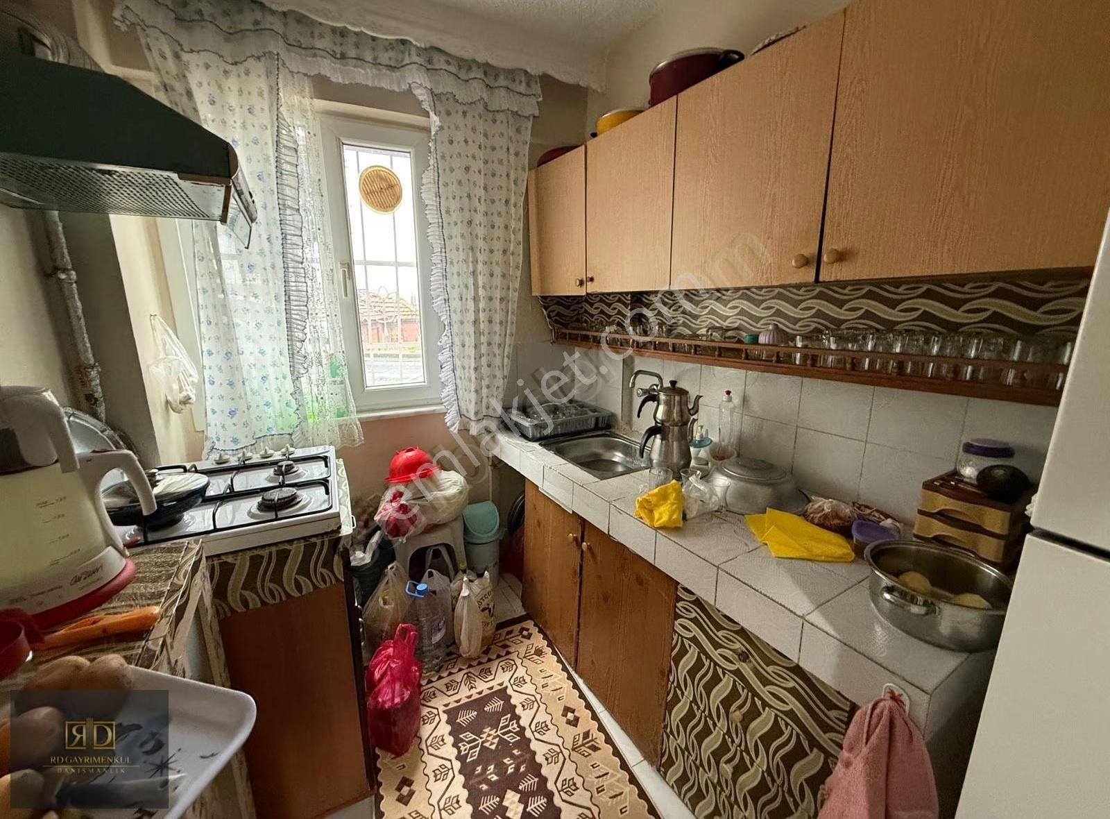 Rd'den Gaziosmanpaşa'da Bahçe Katı Manzaralı Daire - Görsel 13