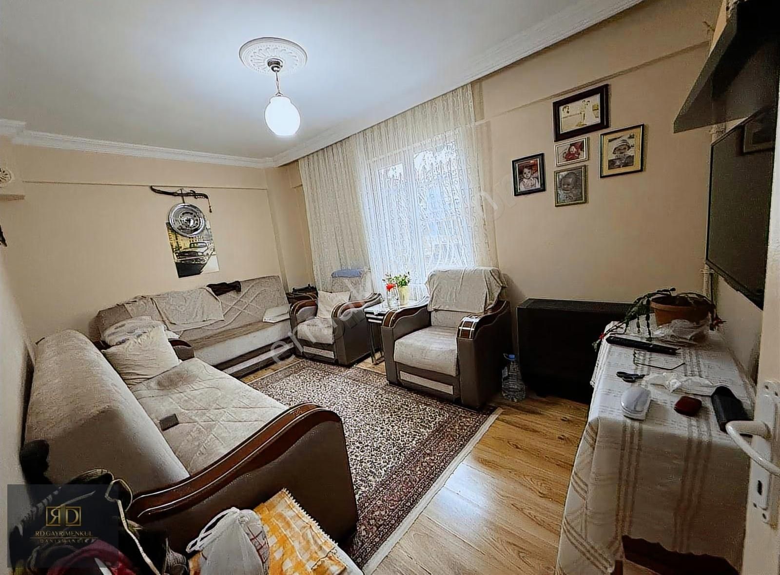 Rd'den Gaziosmanpaşa'da Bahçe Katı Manzaralı Daire - Görsel 18