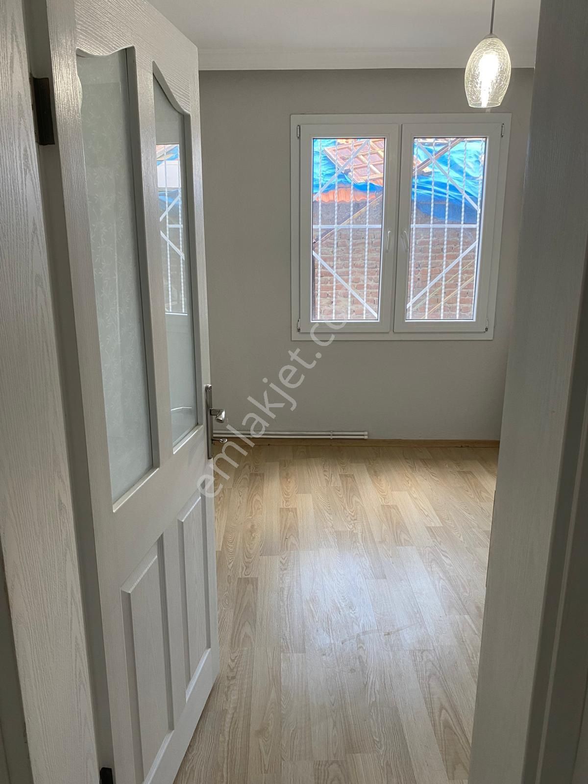 Bayraklı Erenler De Temiz Geniş Ferah 2+1 Kiralık Daire - Görsel 4