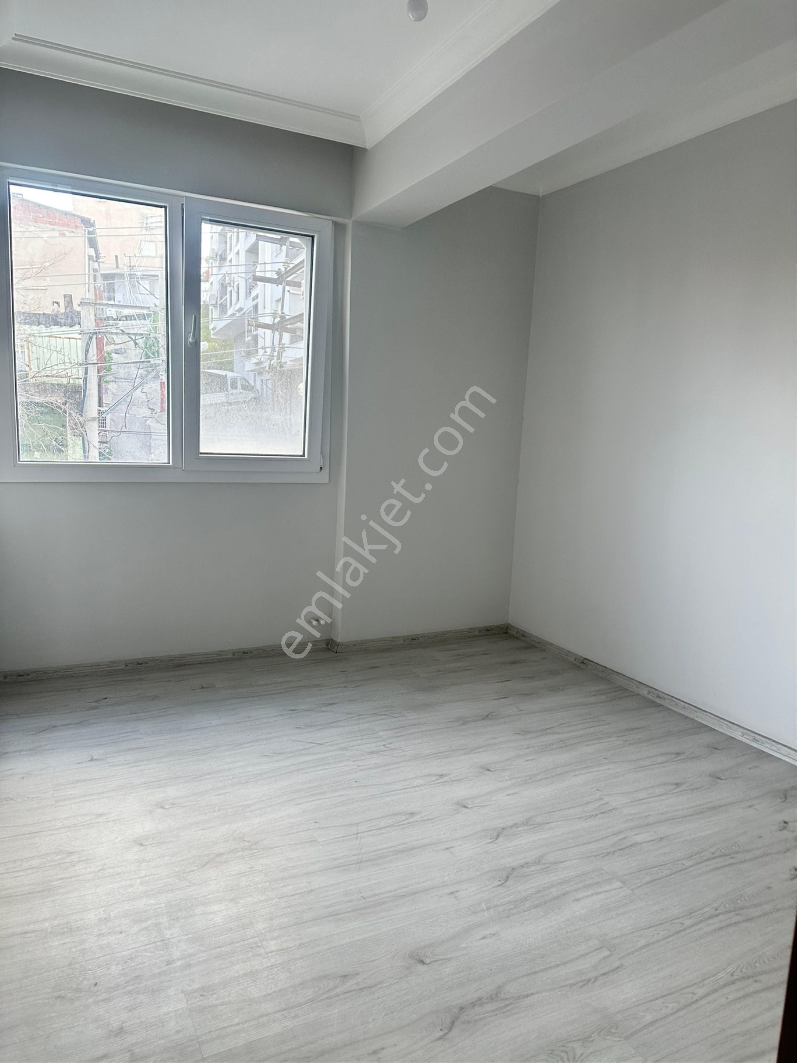 Bayraklı Refik Şevket Mah Kapalı Mutfak 2+1 Kiralık Daire - Görsel 9