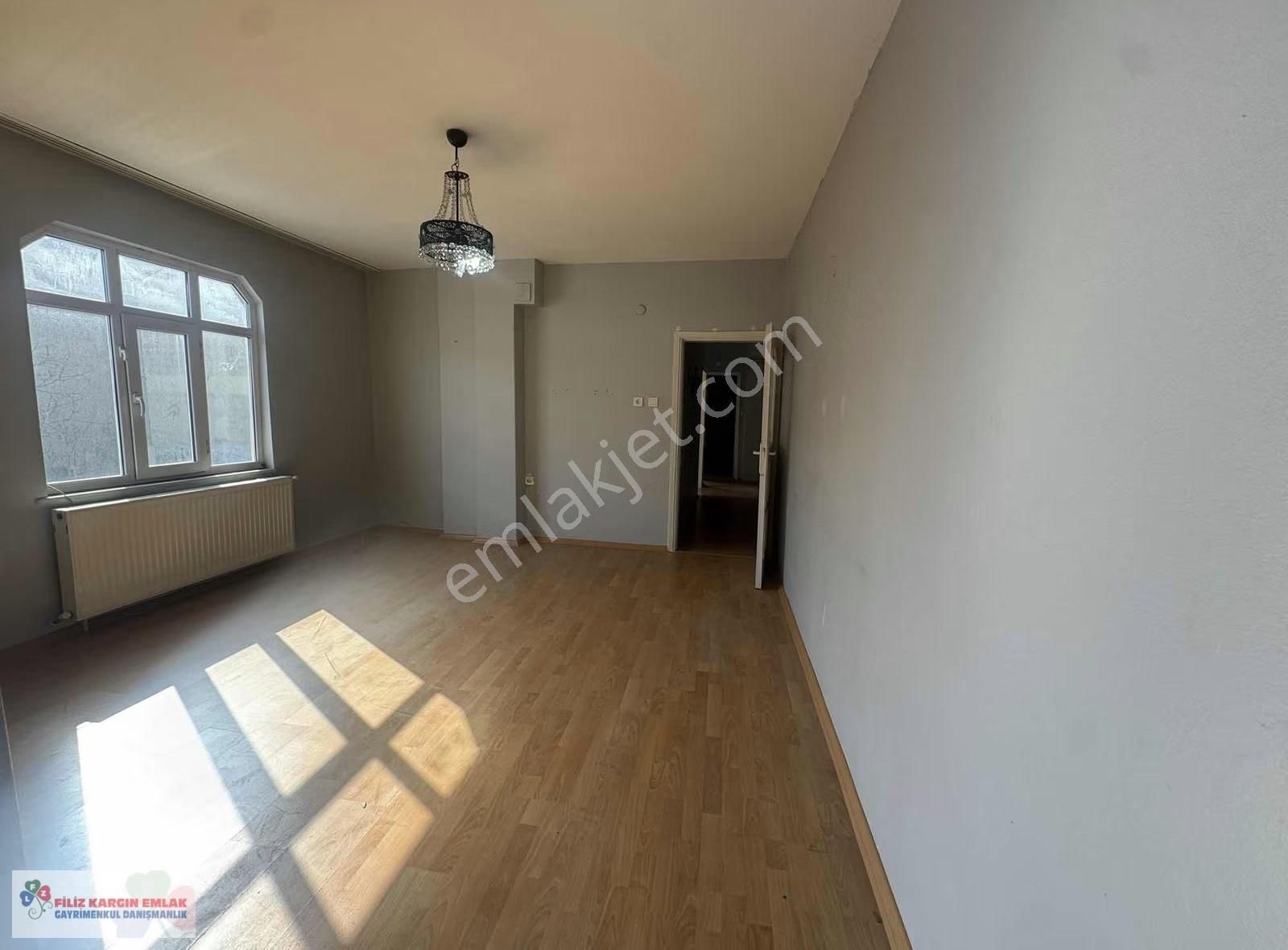 Filiz Emlaktan Bağcılar Tabyada 1+1 80m2 Kiralık Daire - Görsel 3