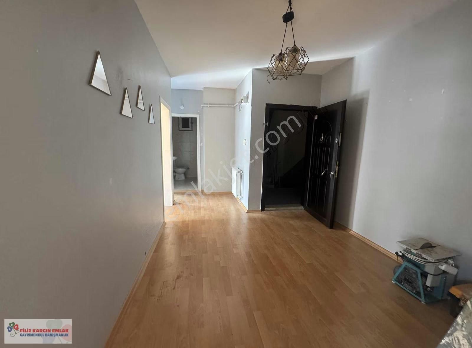 Filiz Emlaktan Bağcılar Tabyada 1+1 80m2 Kiralık Daire - Görsel 14