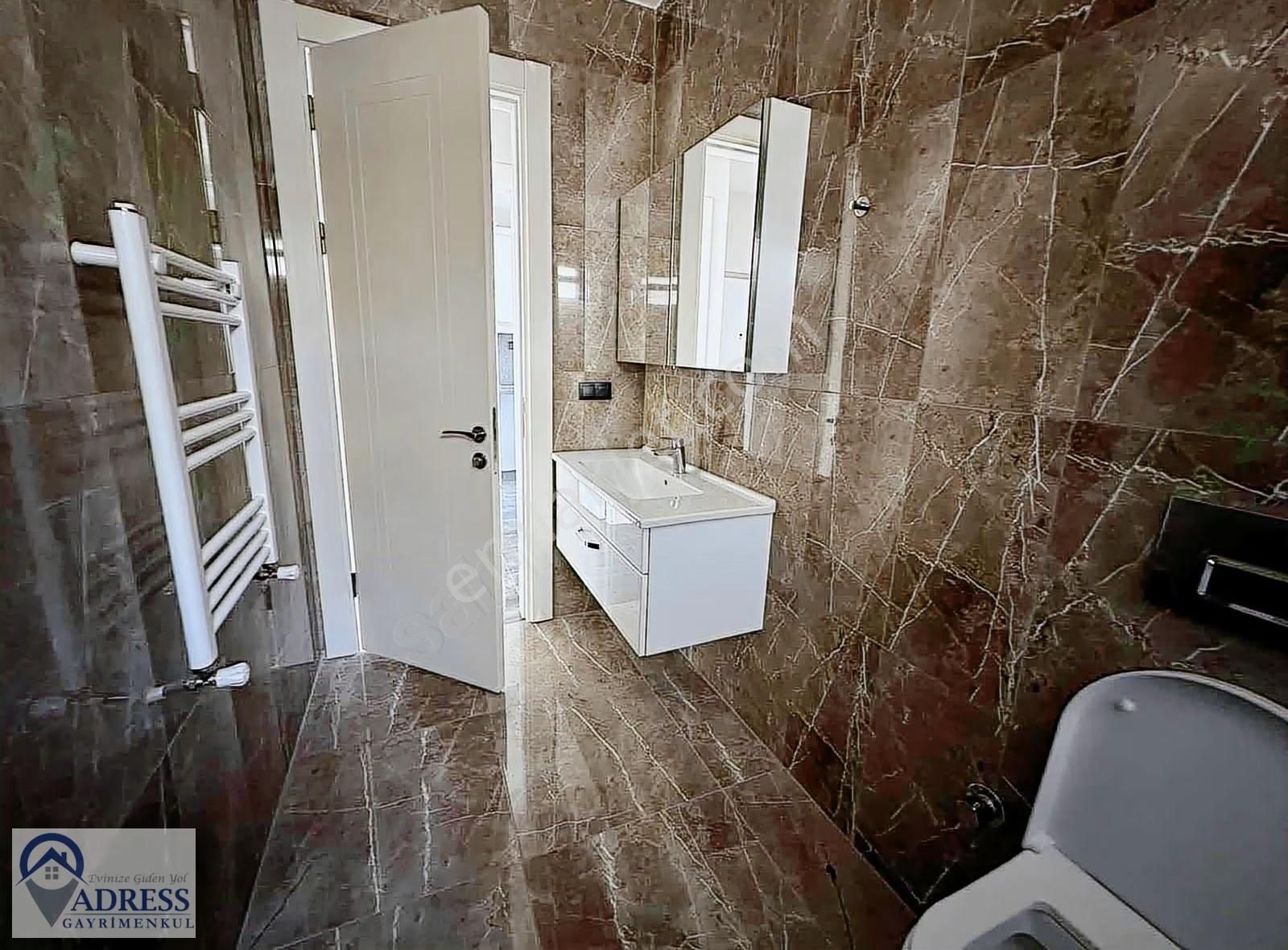 Tatlısu Mahallesin 'de Kapalı Mutfaklı Büyük M2 1+1 - Görsel 16
