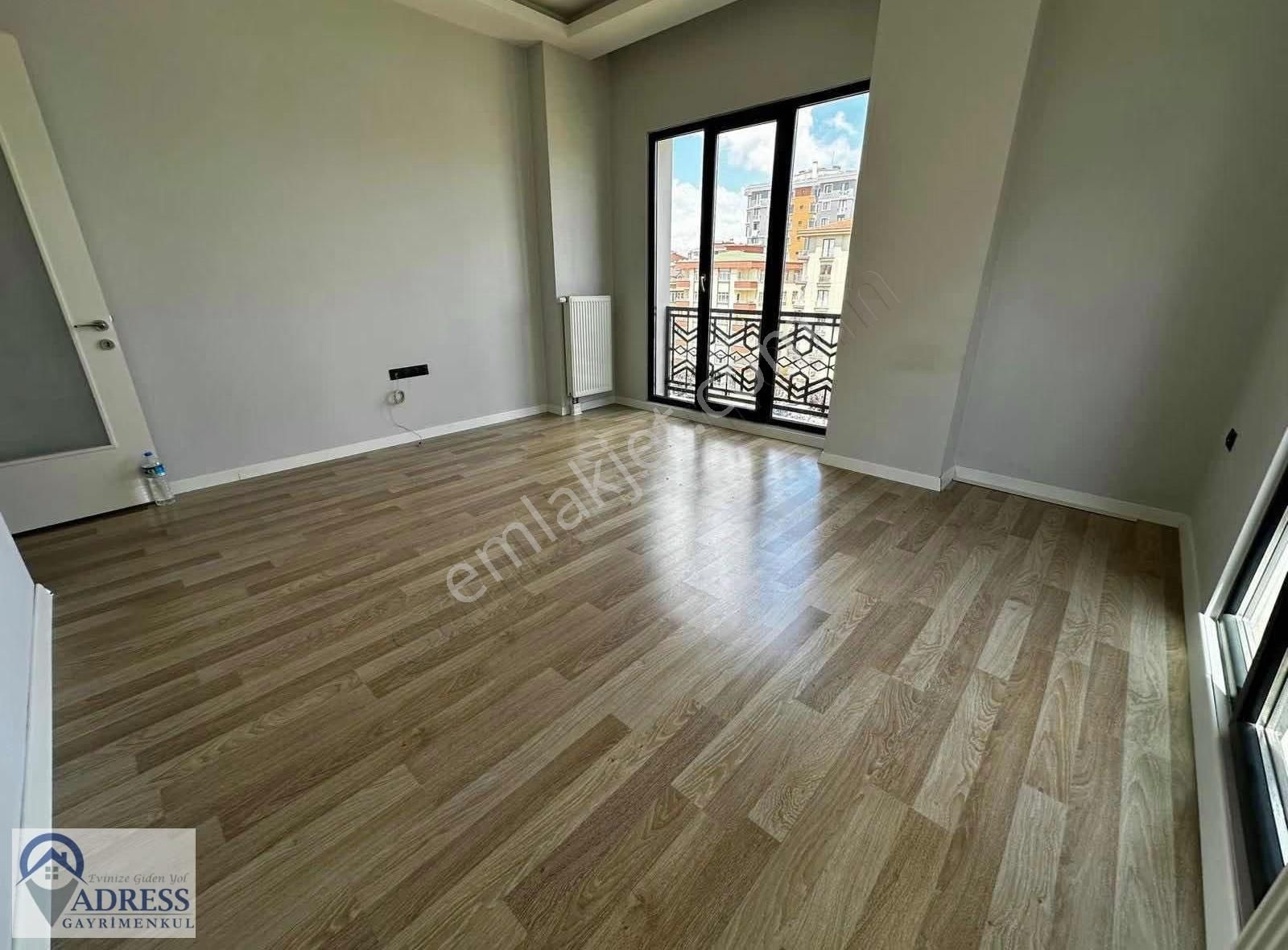 Tatlısu Mahallesin 'de Kapalı Mutfaklı Büyük M2 1+1 - Görsel 31