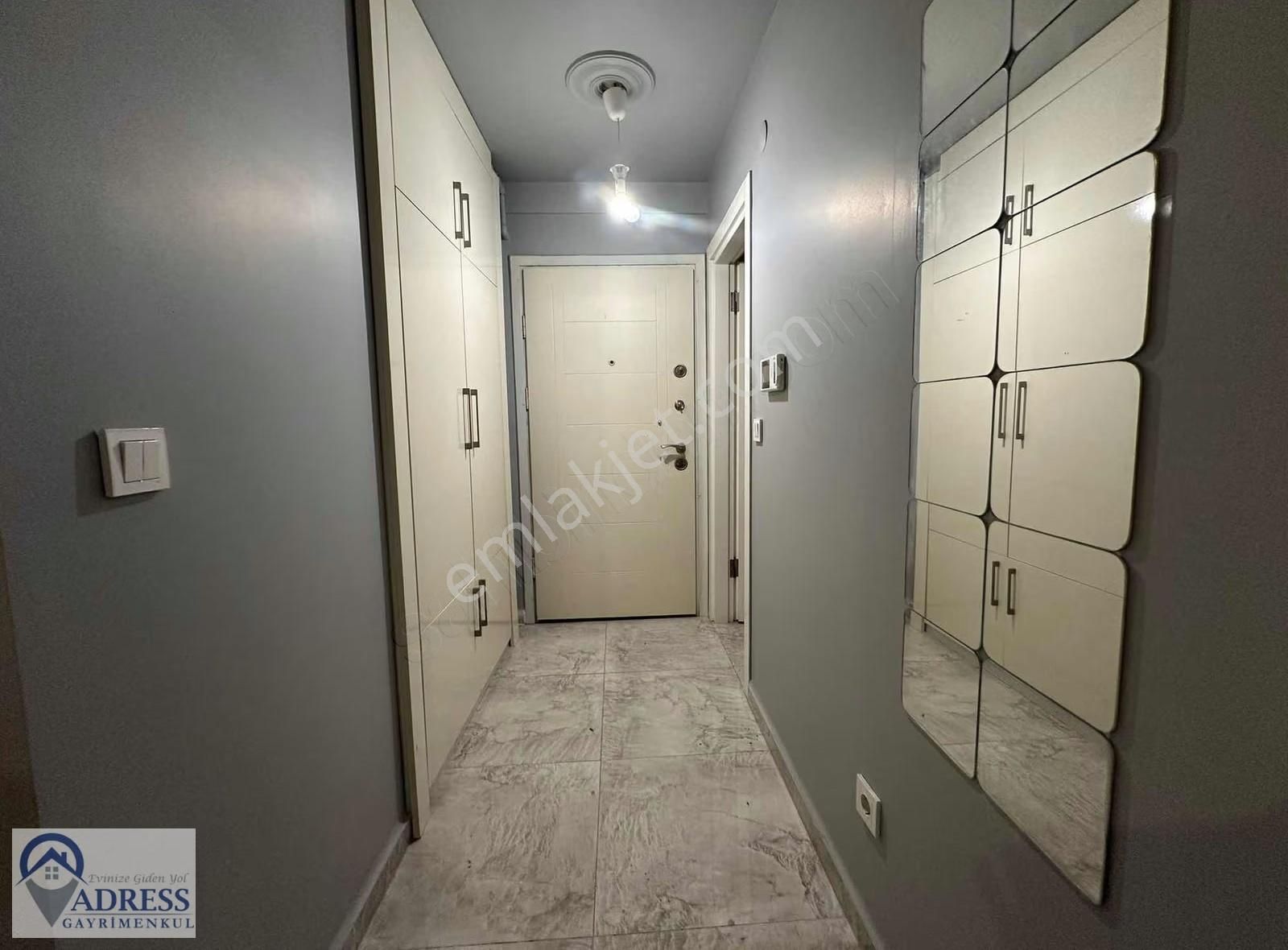 Barajyolu Caddesine Paralel Büyük M2 1+1 - Görsel 24