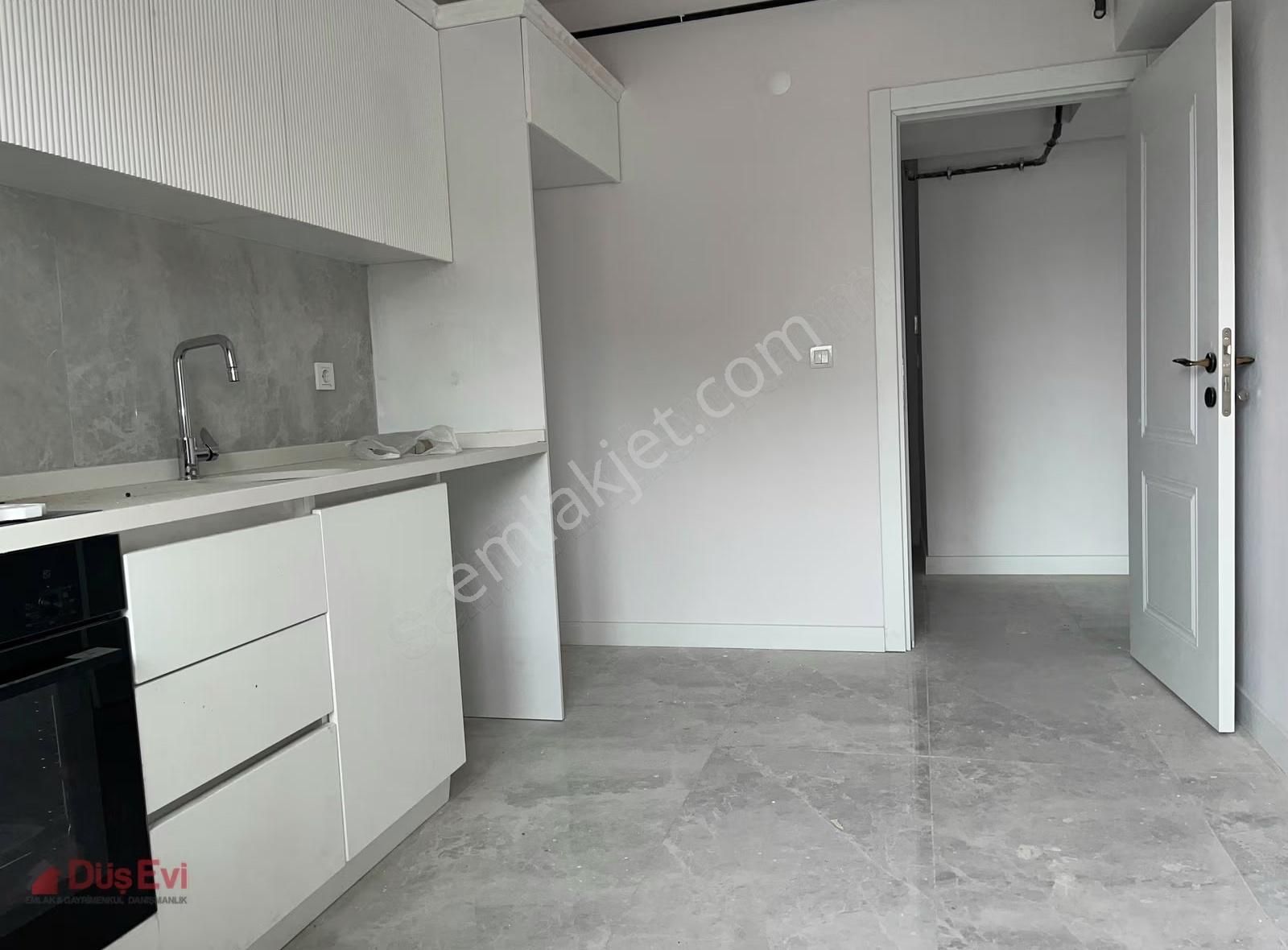 Acill Bağcılar Kirazlı Metro Evlerinde Ferah Lüks Daire - Görsel 25