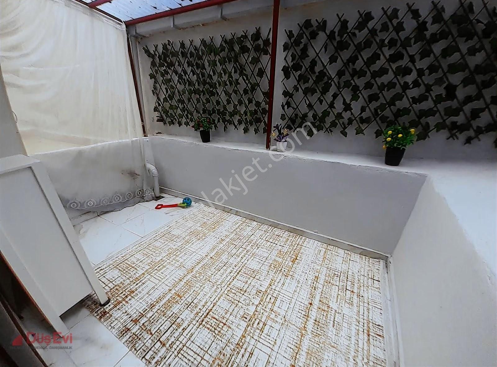 Acill Bağcılar Yenigün Mah. 2+1 Ful Tadilatlı Bodrum Kat Daire - Görsel 7