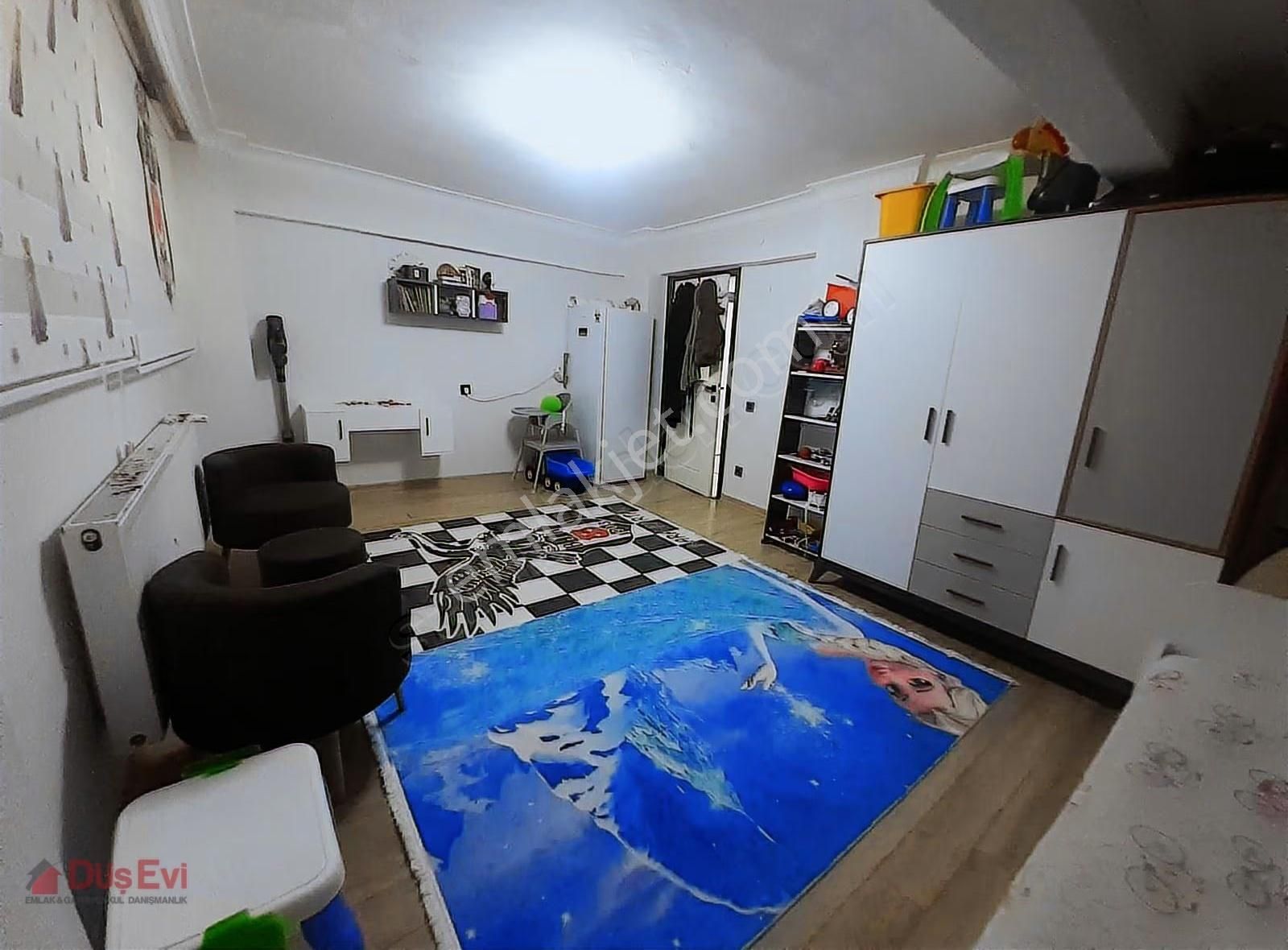 Acill Bağcılar Yenigün Mah. 2+1 Ful Tadilatlı Bodrum Kat Daire - Görsel 2