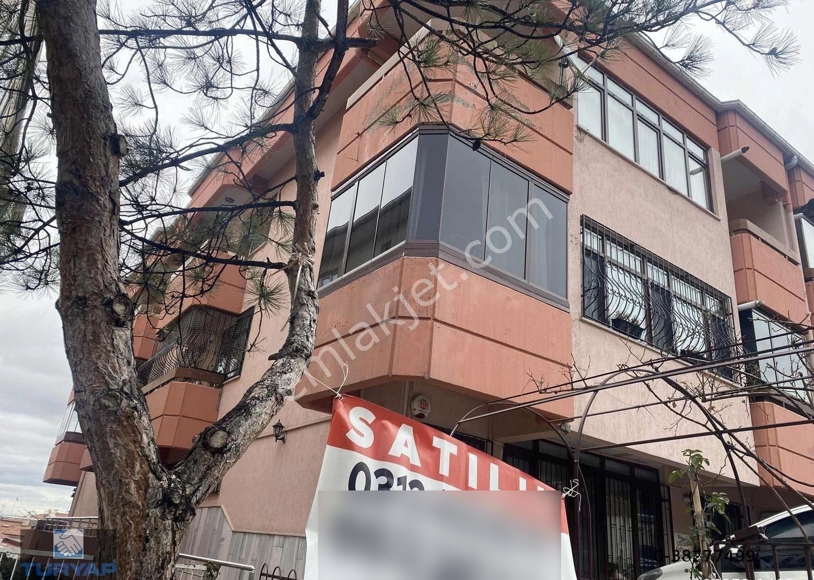 Büyükesat Fethiye Sokakta Satılık Manzaralı Geniş 3+1 Daire