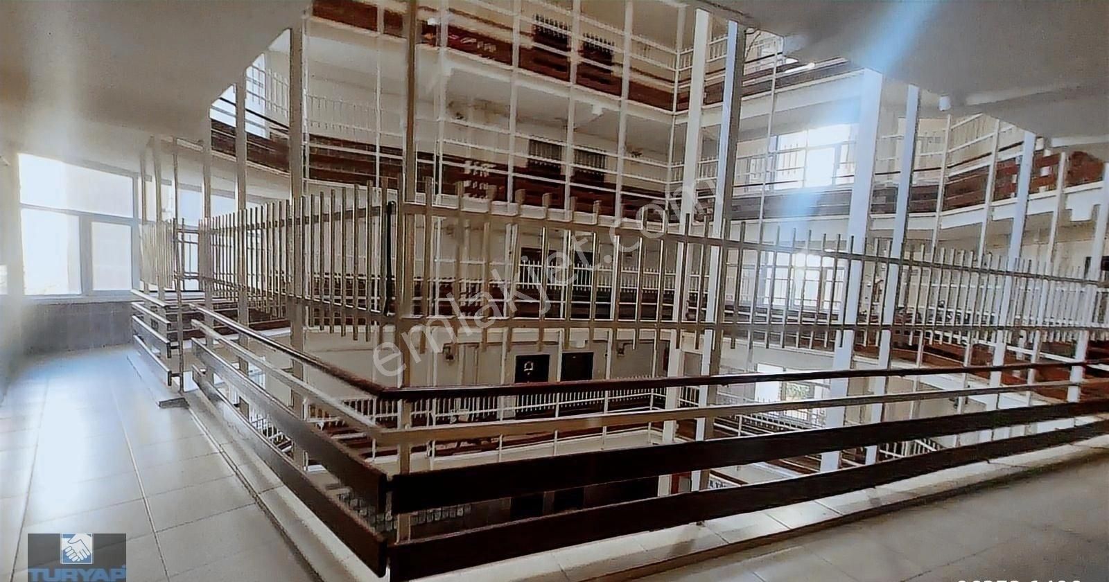 Yenimahalle'de Metro Yanı Öz Elif Sitesinde Satılık 3+1 Daire - Görsel 30