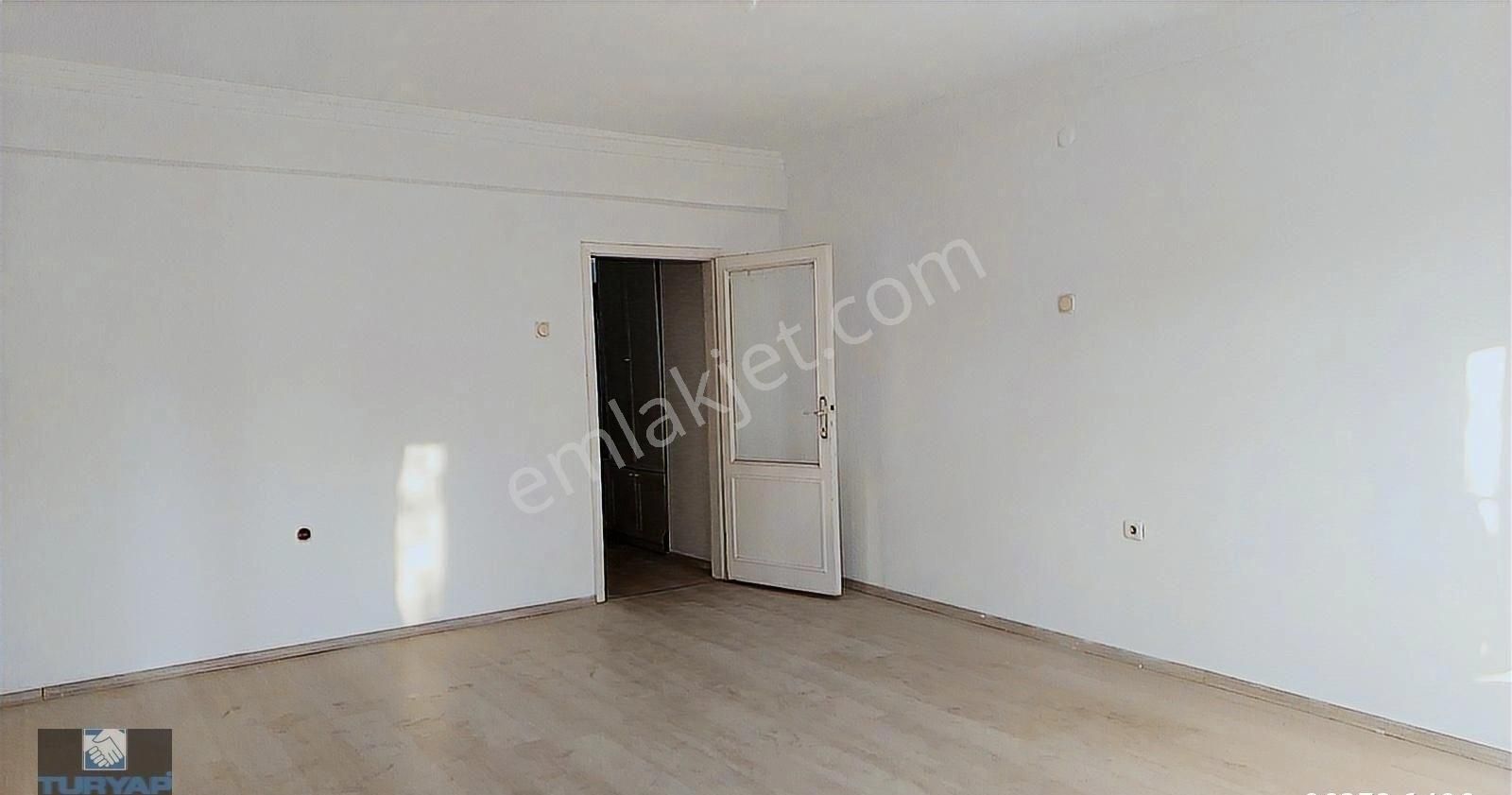 Yenimahalle'de Metro Yanı Öz Elif Sitesinde Satılık 3+1 Daire - Görsel 12