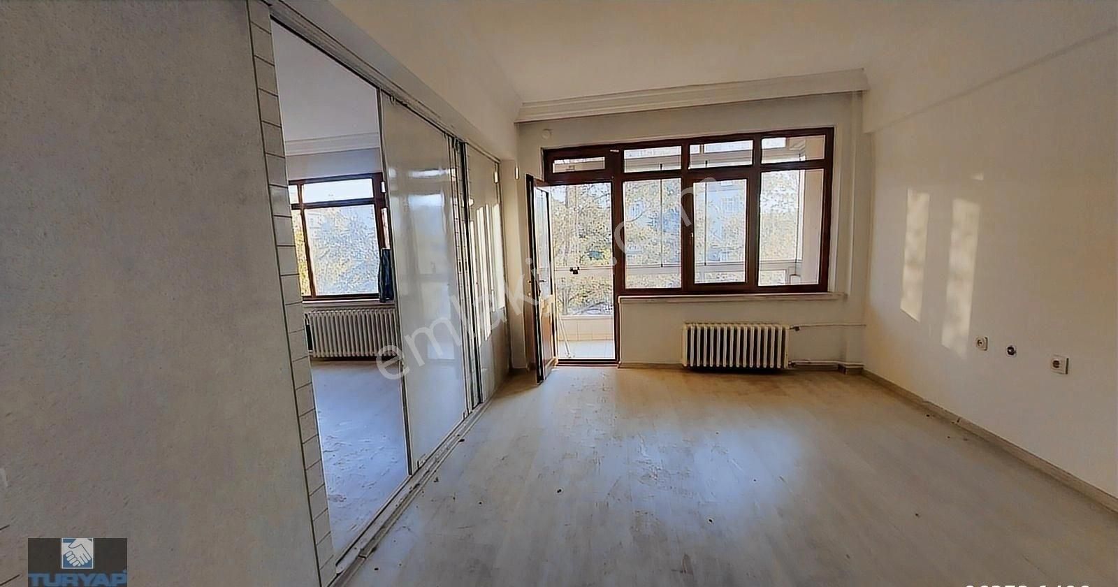 Yenimahalle'de Metro Yanı Öz Elif Sitesinde Satılık 3+1 Daire - Görsel 22