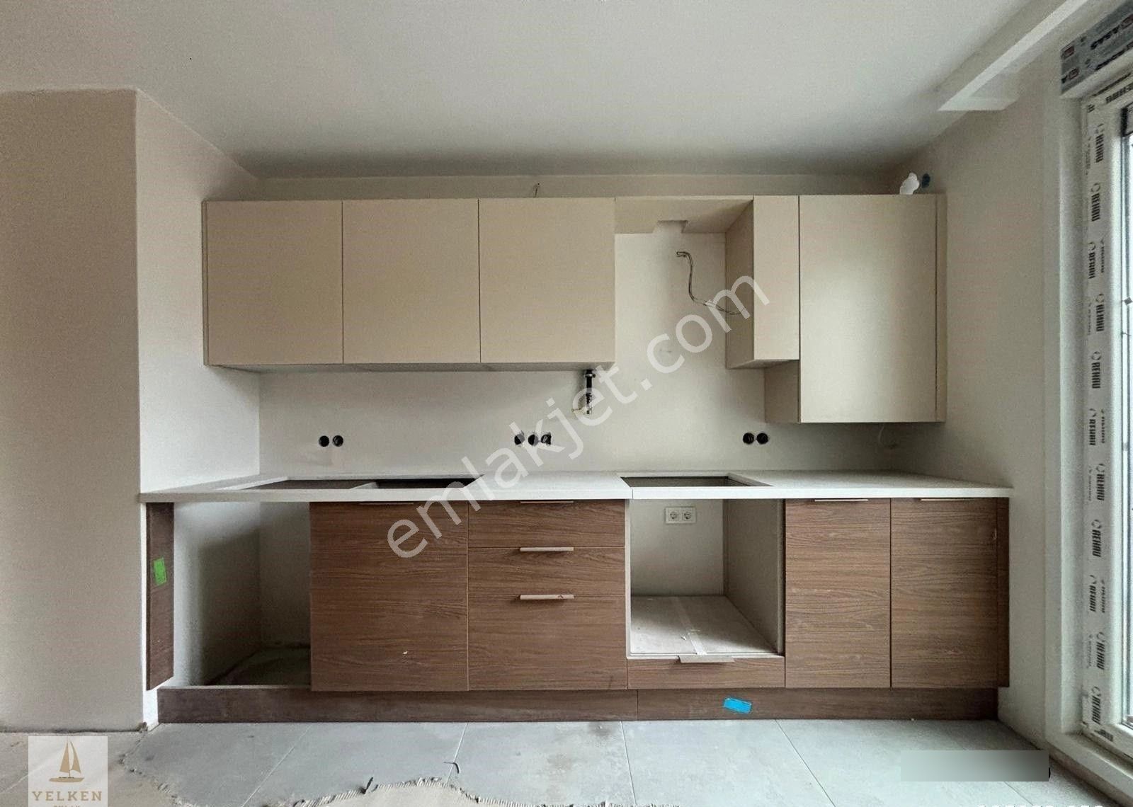 Feneryolu'nda 3+1 Balkonlu Ebeveynli Sıfır