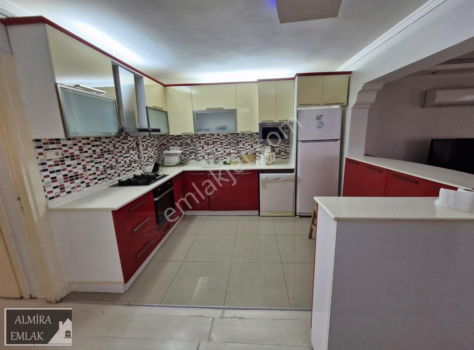 Hatay Noktada Ziraat Bank Karşı Sokağı 3+1 150m2 Ara Kat Bakımlı - Görsel 21